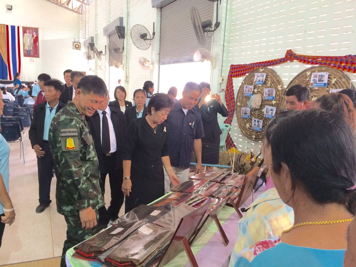 23 กุมภาพันธ์ 2560 นางสาวศศิธร  ปัญญาไว พัฒนาการจังหวัดมหาสารคาม ประธานในพิธีเปิดงาน 48 ปี อาสาพัฒนาชุมชน “พลังอาสา พลังพัฒนา สัมมาชีพชุมชนสู่เศรษฐกิจฐานรากมั่งคง”