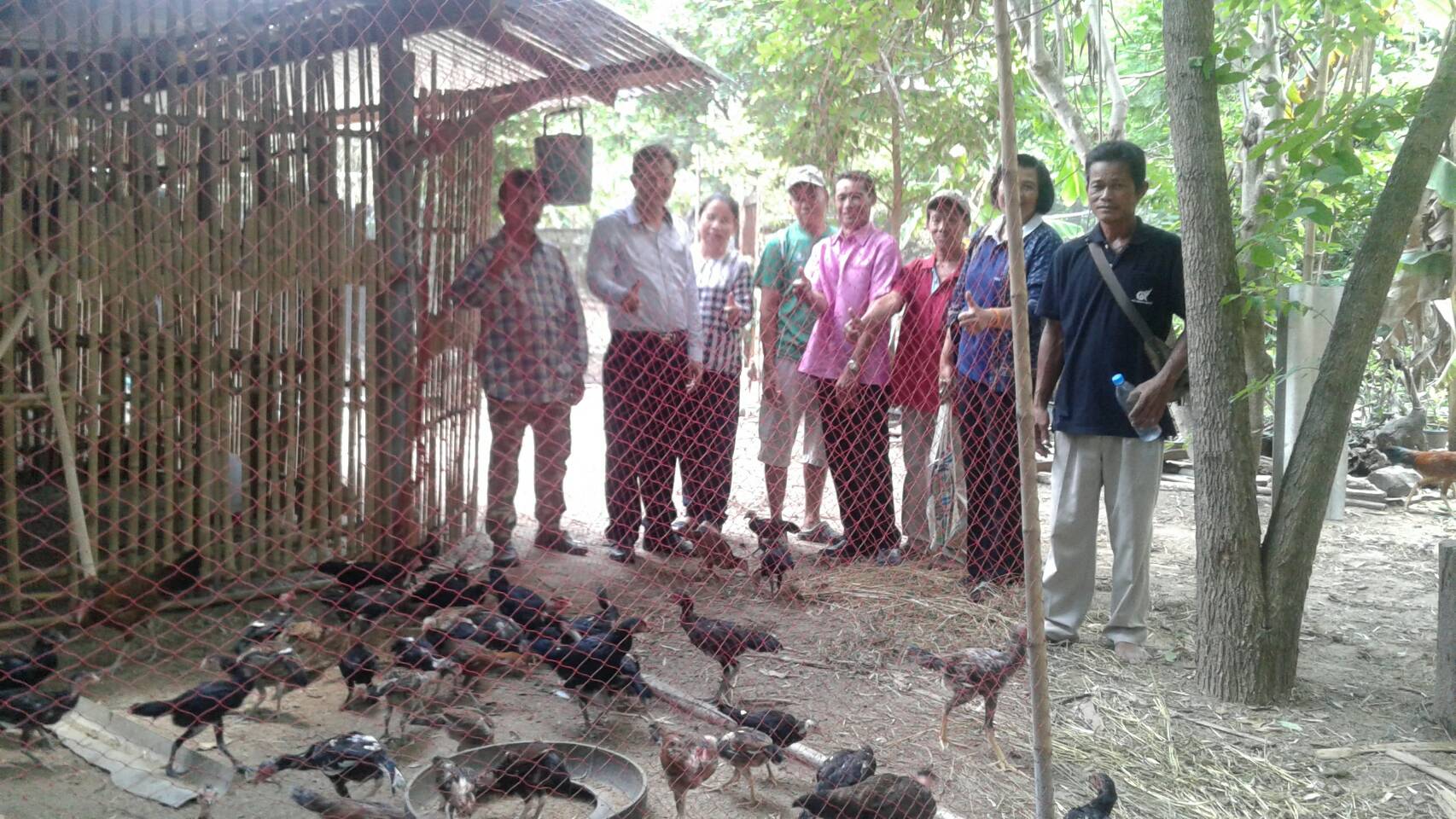 9 พฤษภาคม 2560 นักวิชาการสำนักงานพัฒนาชุมจังหวัดมหาสารคามออกติดตามประเมินผลโครงการมหาสารคามน้อมนำ ปรัชญาเศรษฐกิจพอเพียง เพื่อพัฒนาคุณภาพในชุมชน ตามแผนปฏิบัติราชการจังหวัด ประจำปีงบประมาณ พ.ศ.2560 บ้านโนนรัง หมู่ 2 ตำบลบ้านกู่ อำเภอยางสีสุราช  จังหวัดมหาสารคาม