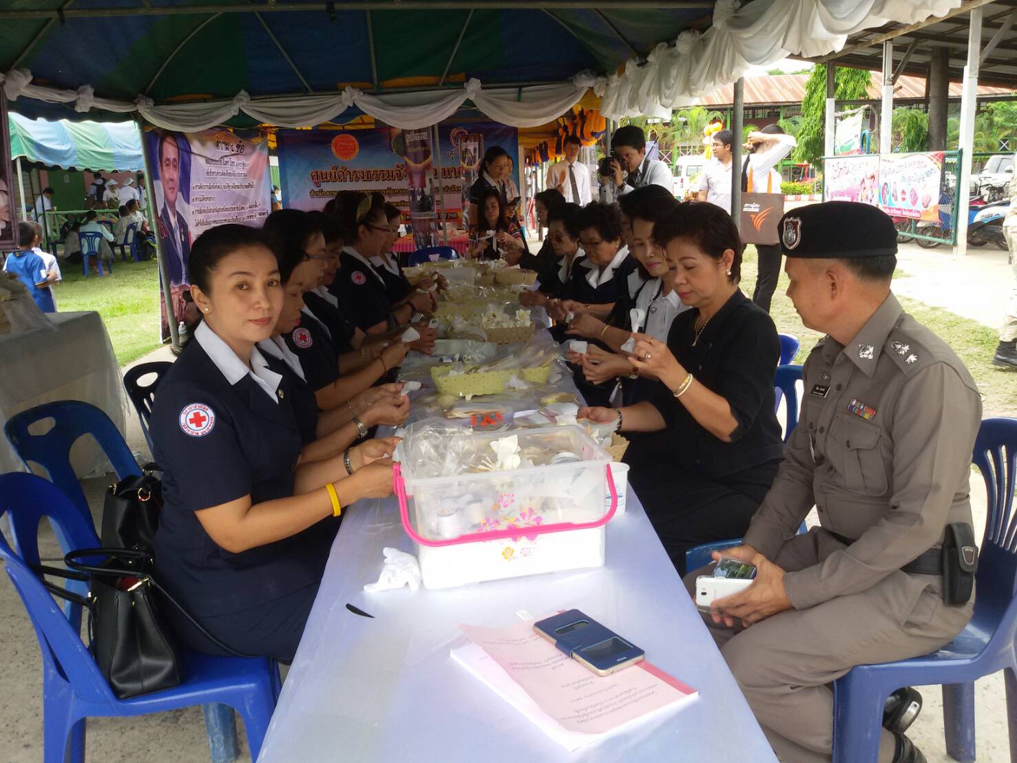 21 มิถุนายน 2560 นายภูสิต สมจิตต์ รองผู้ว่าราชการจังหวัดมหาสารคาม เป็นประธานและหน่วยบำบัดทุกข์บำรุงสุขสร้างรอยยิ้มให้ประชาชนจังหวัดมหาสารคาม ปีงบประมาณ 2560  โรงเรียนบ้านหนองแสง (หนองแสงราษฎรวิทยา)  ตำบลห้วยเตย อำเภอกุดรัง จังหวัดมหาสารคาม