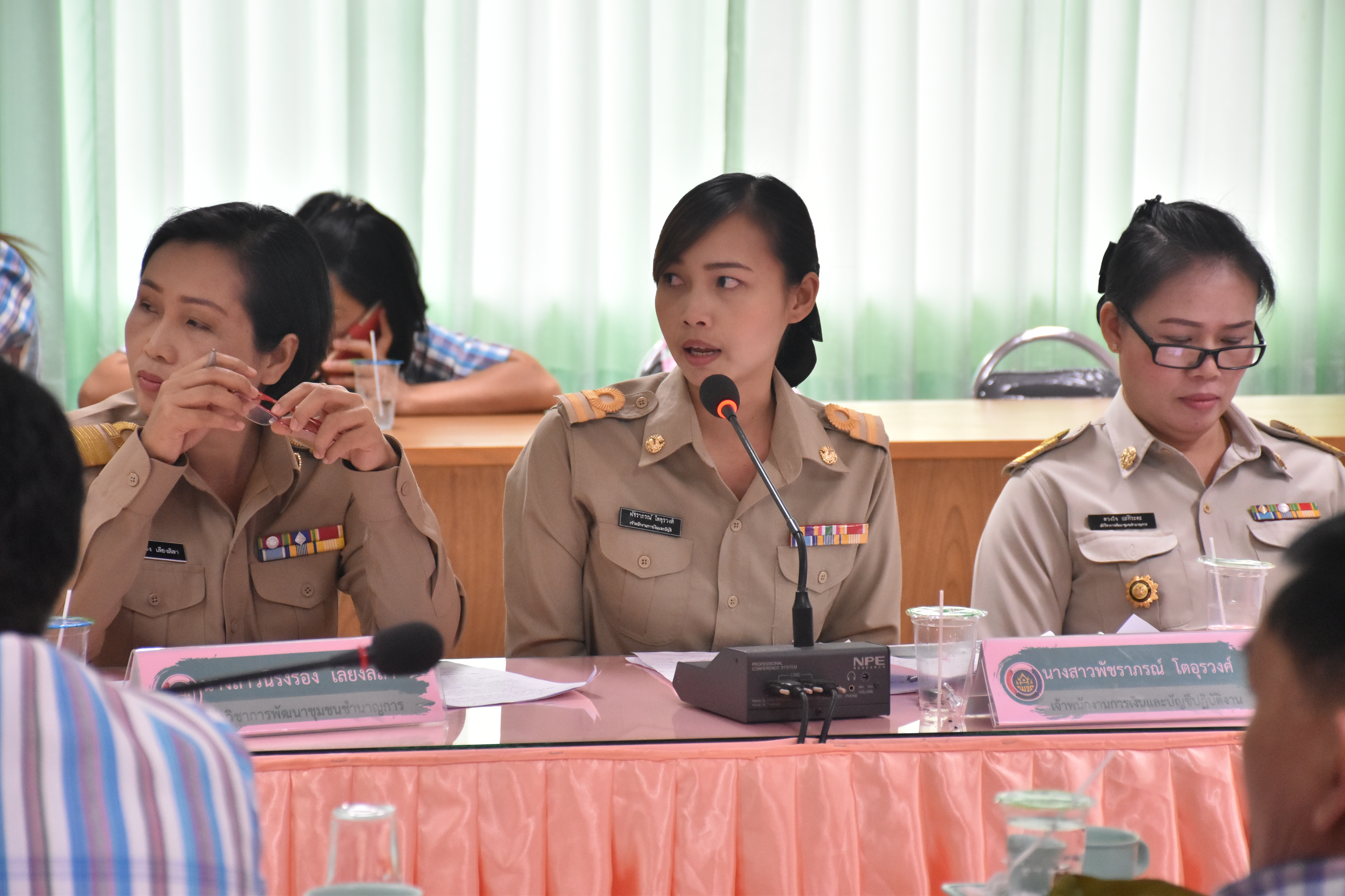 15 มิถุนายน 2560  การคัดเลือกข้าราชการและลูกจ้างประจำดีเด่น บุคคลต้นแบบ การส่งเสริมค่านิยมองค์การ นักประชาสัมพันธ์ดีเด่น  การประเมินโครงการใสสะอาด และคัดเลือกหมู่บ้านสารสนเทศเพื่อการพัฒนาคุณภาพชีวิต ประจำปี 2560
