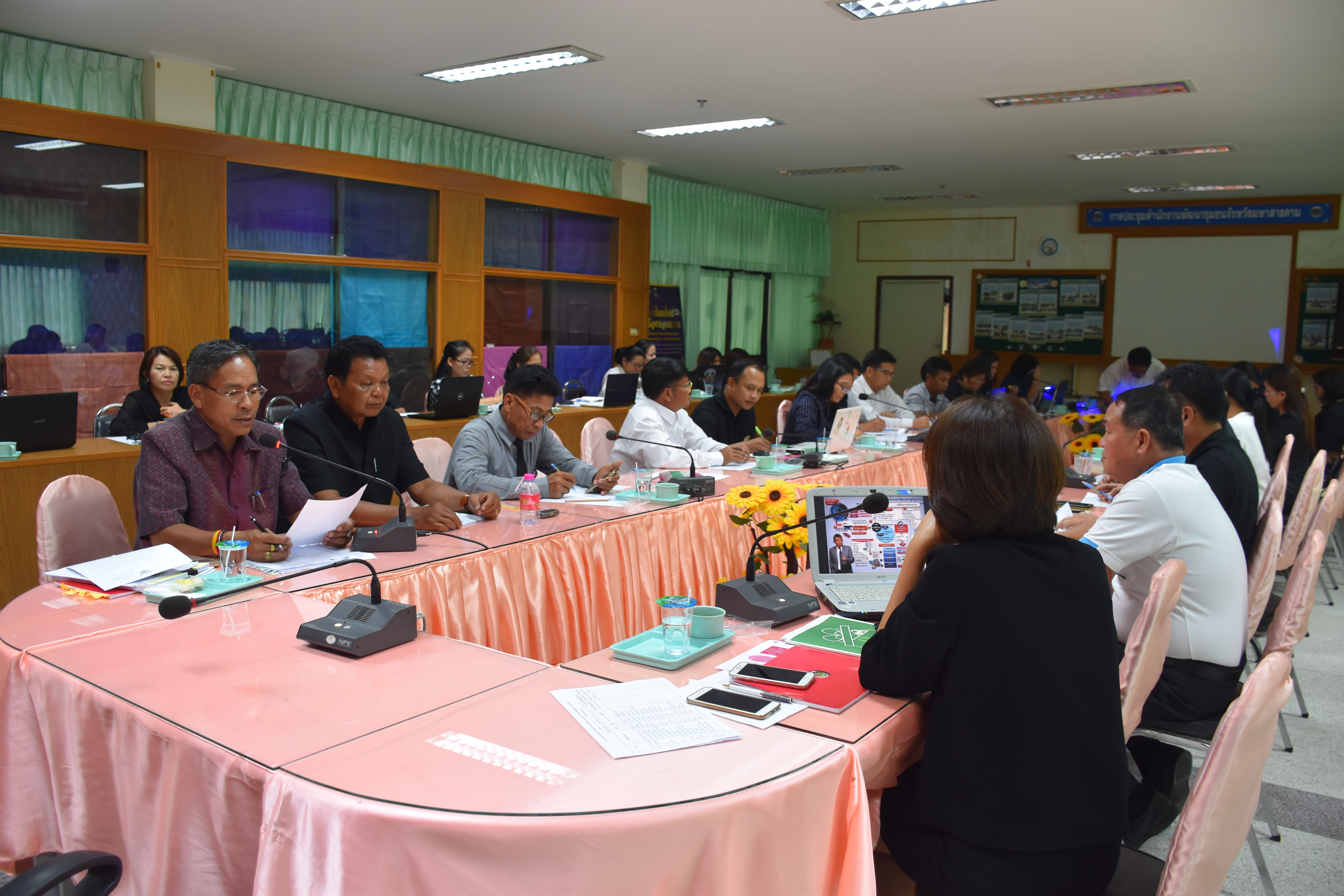 7 มิถุนายน 2560 สำนักงานพัฒนาชุมชนจังหวัดมหาสารคาม ประชุม สร้างการรับรู้ สร้างความเข้าใจ ในการนำหลักธรรมาภิบาล ไปใช้ในการปฏิบัติราชการในยุคไทยแลนด์ 4.0 และการฝึกอบรมวิธีการใช้ห้องประชุม Session Call