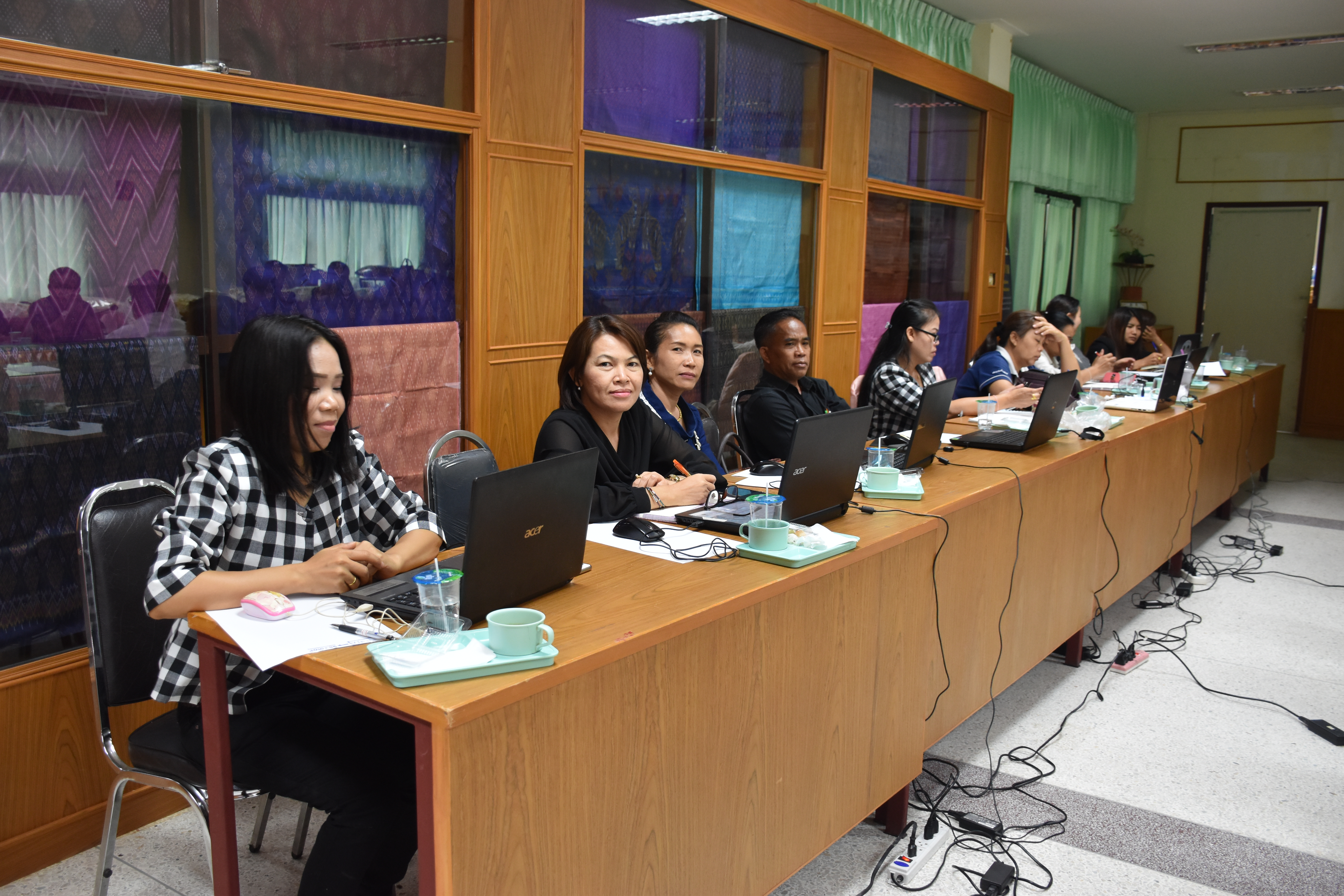7 มิถุนายน 2560 สำนักงานพัฒนาชุมชนจังหวัดมหาสารคาม ประชุม สร้างการรับรู้ สร้างความเข้าใจ ในการนำหลักธรรมาภิบาล ไปใช้ในการปฏิบัติราชการในยุคไทยแลนด์ 4.0 และการฝึกอบรมวิธีการใช้ห้องประชุม Session Call