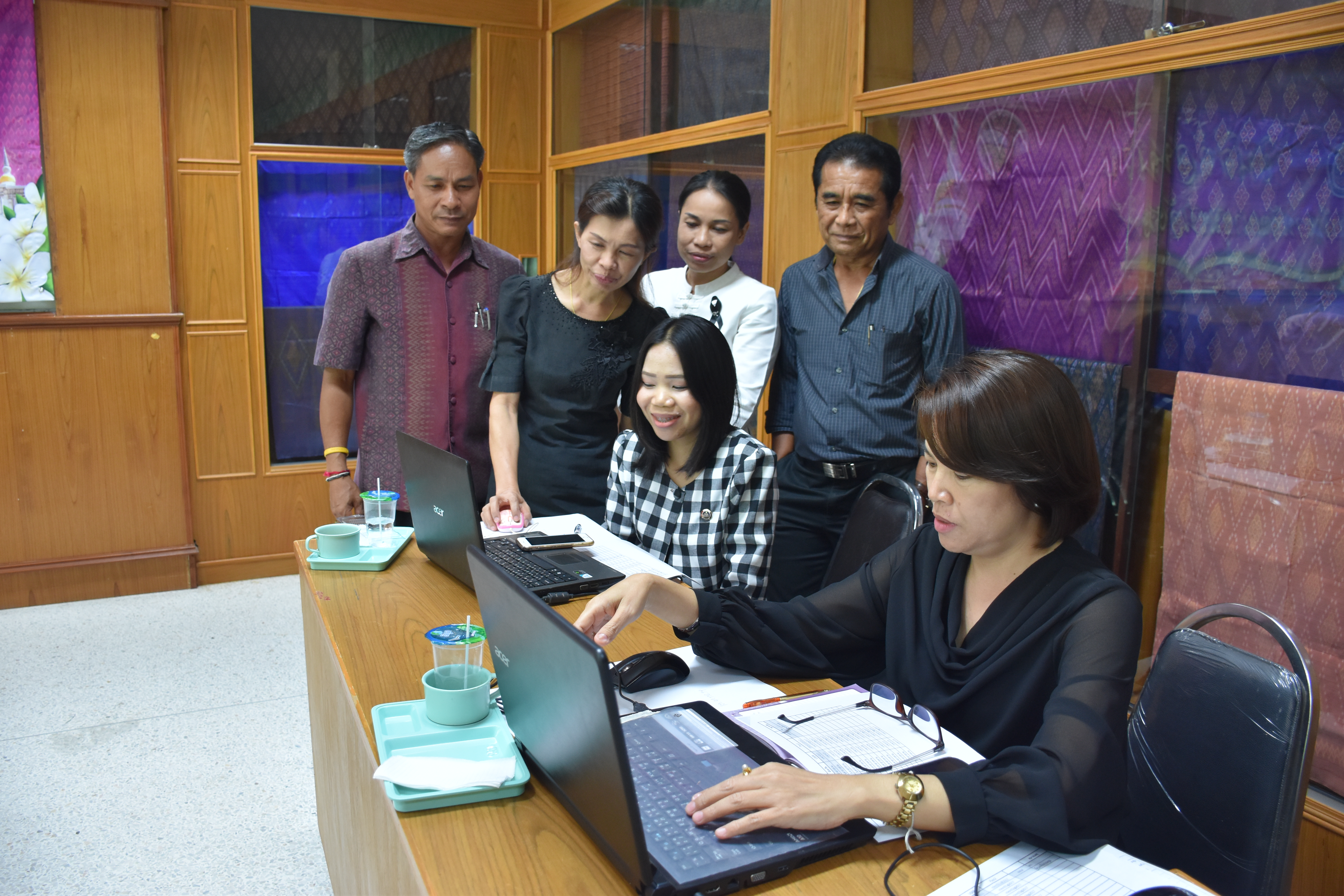 7 มิถุนายน 2560 สำนักงานพัฒนาชุมชนจังหวัดมหาสารคาม ประชุม สร้างการรับรู้ สร้างความเข้าใจ ในการนำหลักธรรมาภิบาล ไปใช้ในการปฏิบัติราชการในยุคไทยแลนด์ 4.0 และการฝึกอบรมวิธีการใช้ห้องประชุม Session Call