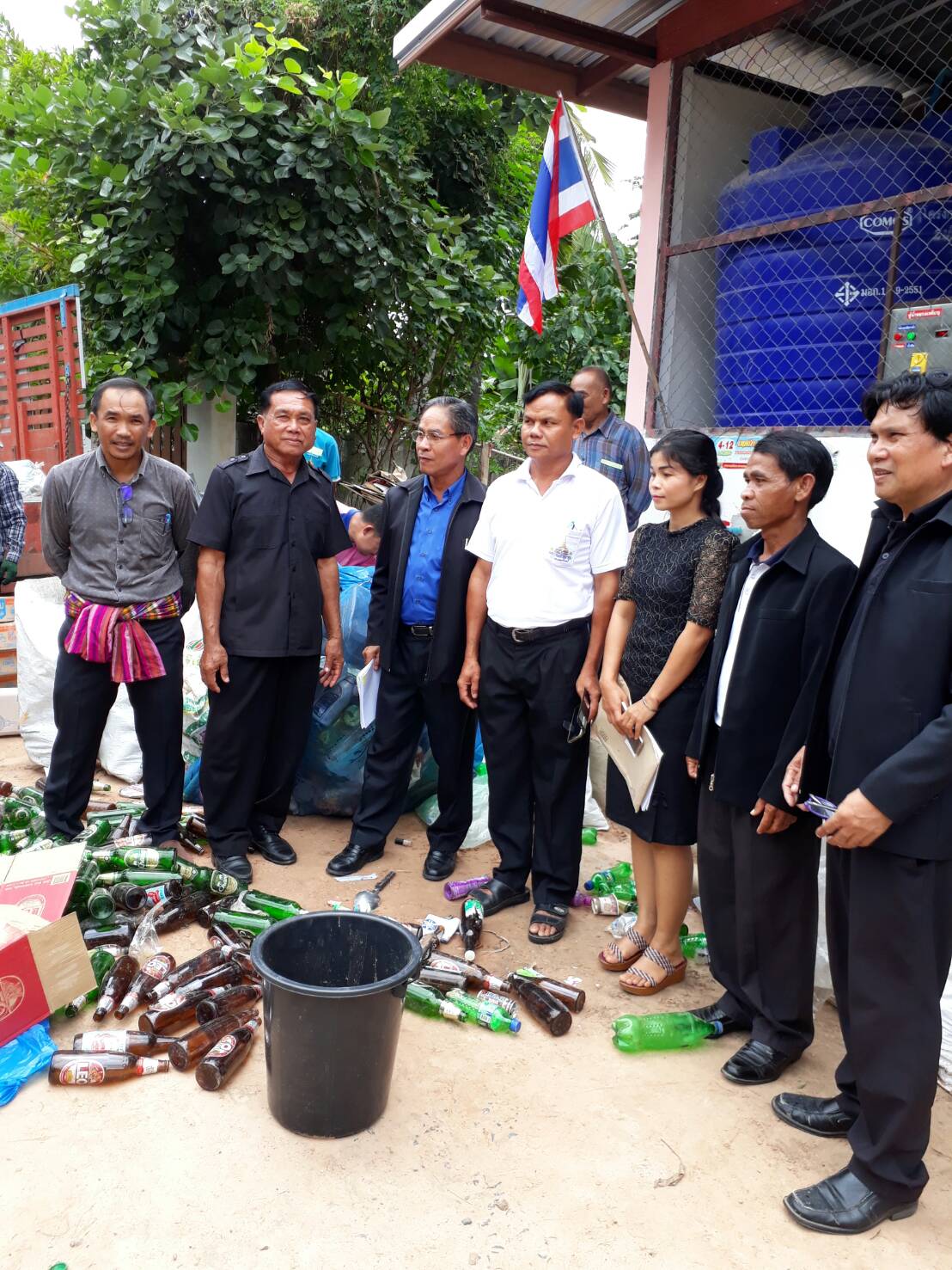 25 กรกฏาคม 2560  คณะทำงานด้านการบริหารจัดการ ขยะมูลฝอยชุมชนตรวจติดตามการบริหารจัดการขยะ  อบต.ดงบัง อำเภอนาดูน และอบต.หนองแสง อ.วาปีปทุม จังหวัดมหาสารคาม