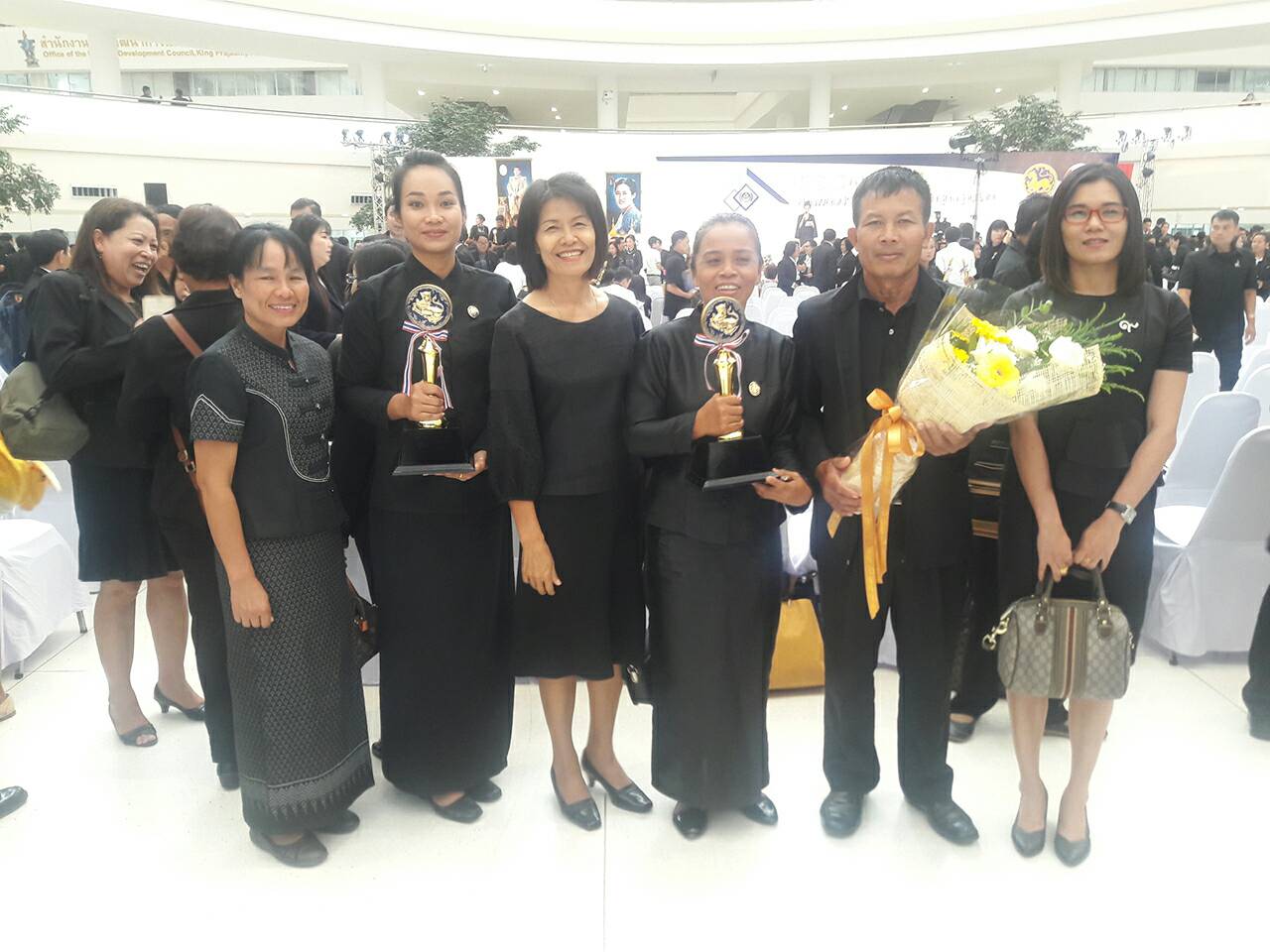 25 กรกฏาคม 2560  สำนักงานพัฒนาชุมชนจังหวัดมหาสารคาม ร่วมงาน Cdd day 2017 สานพลังประชารัฐ พัฒนาเศรษฐกิจฐานราก ณ ศูนย์ราชการแจ้งวัฒนะกรุงเทพมหานคร