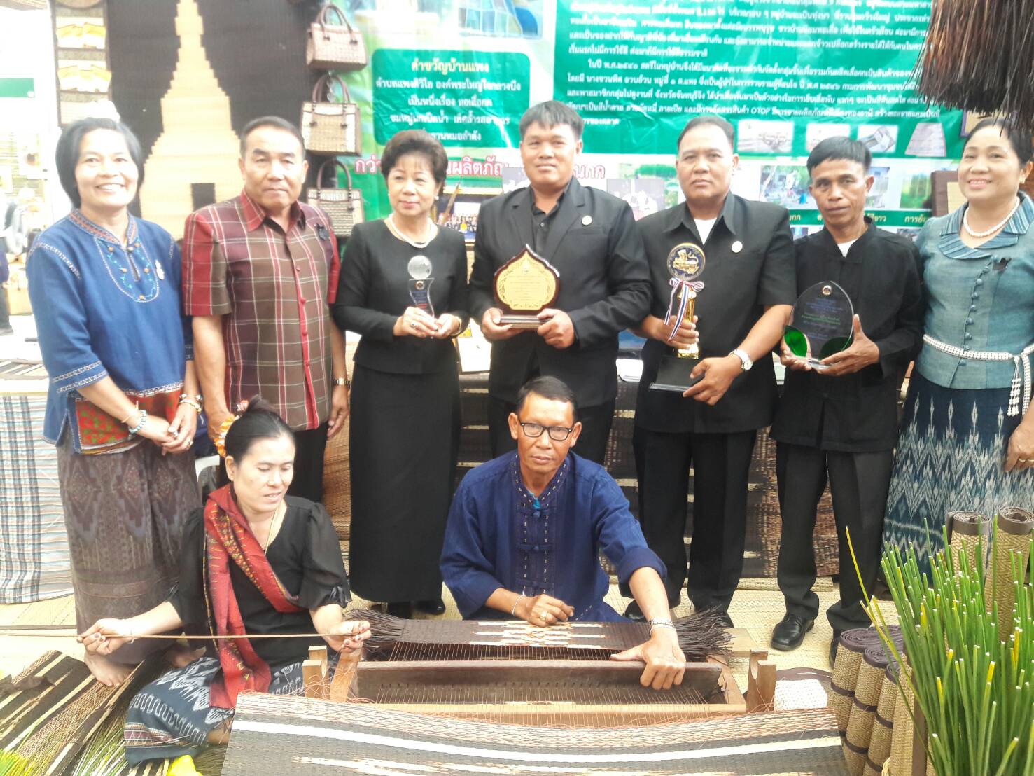 25 กรกฏาคม 2560  สำนักงานพัฒนาชุมชนจังหวัดมหาสารคาม ร่วมงาน Cdd day 2017 สานพลังประชารัฐ พัฒนาเศรษฐกิจฐานราก ณ ศูนย์ราชการแจ้งวัฒนะกรุงเทพมหานคร