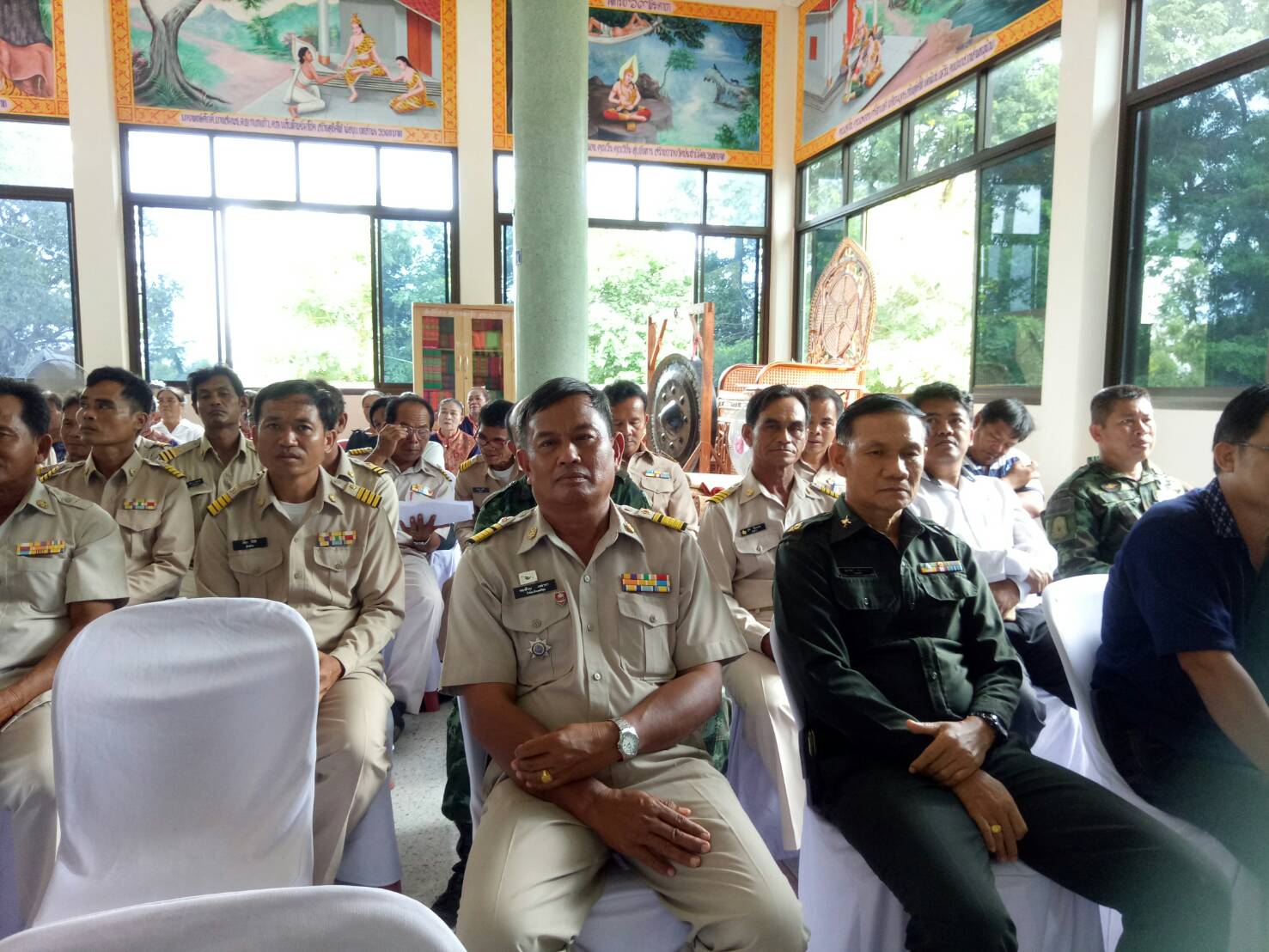 20 กรกฎาคม 2560  นางสาวศศิธร ปัญญาไว พัฒนาการจังหวัดมหาสารคามเป็นประธาน คณะกรรมการประกวดหมู่บ้านเศรษฐกิจพอเพียงดีเด่น ปี 2560  ตามโครงการมหาสารคามน้อมนำปรัชญาเศรษฐกิจพอเพียง เพื่อพัฒนาคุณภาพในชุมชน ณ บ้านดอนขมิ้นหมู่ที่ 12 ตำบลศรีสุข  อำเภอกันทรวิชัย จังหวัดมหาสารคาม  Copy