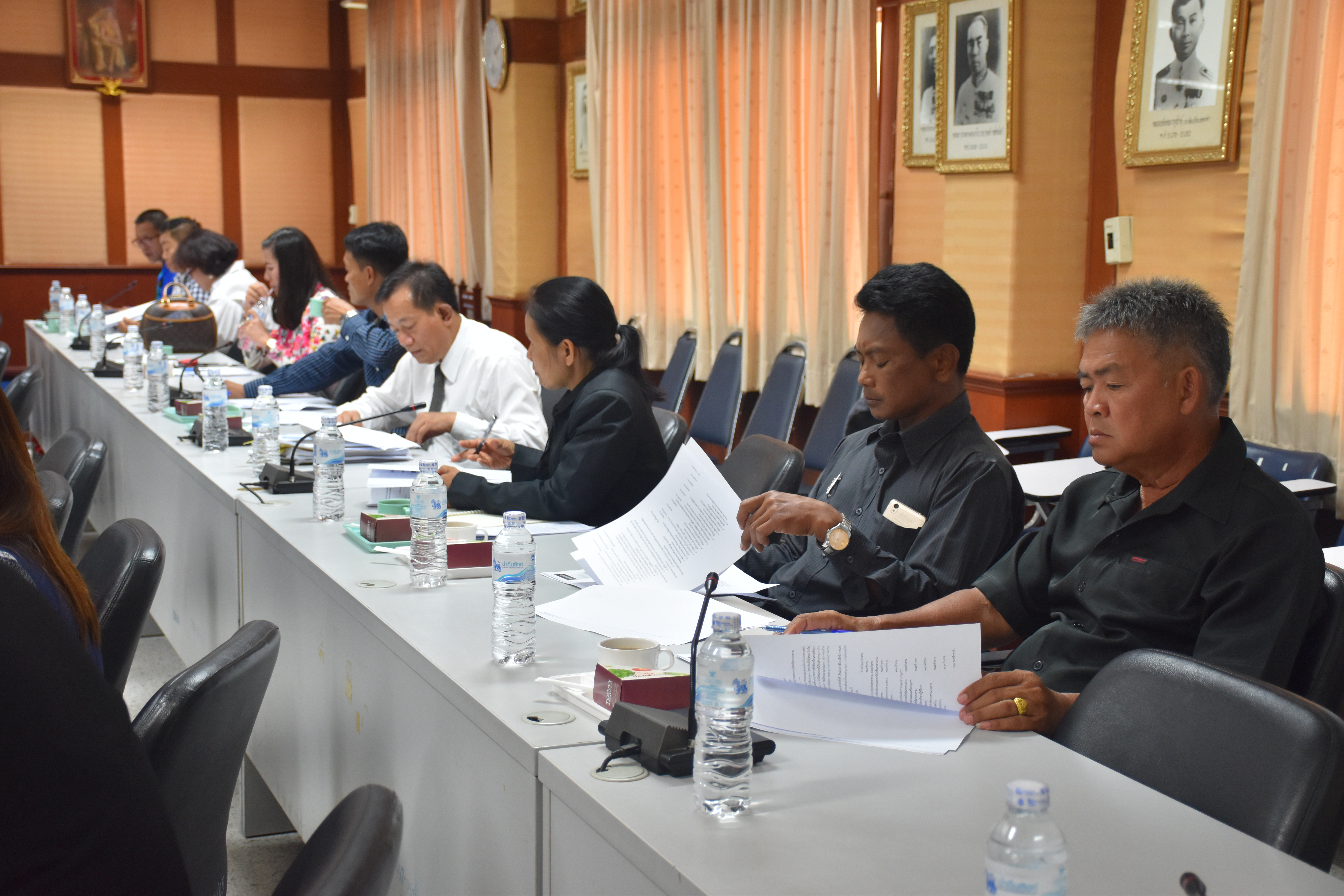 30 มิถุนายน 2560 การประชุมคณะกรรมการประสานและขับเคลื่อนนโยบายสานพลังประชารัฐ ประจำจังหวัดมหาสารคาม (คสป.) และคณะอนุกรรมการขับเคลื่อน การพัฒนาเศรษฐกิจฐานรากและประชารัฐจะงหวัดมหาสารคาม ครั้งที่ 2/2560