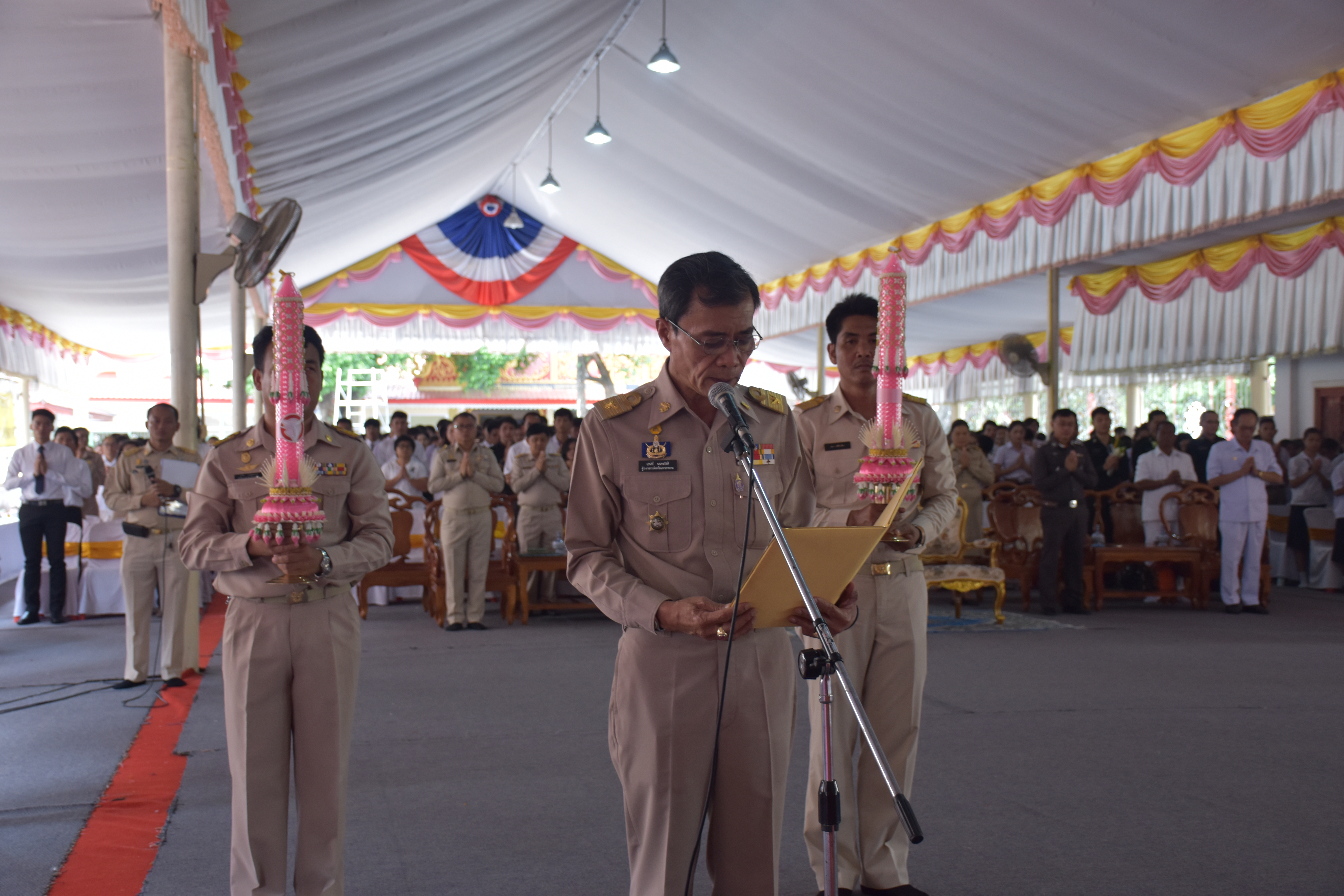 7 กรกฎาคม 2560 นายเสน่ห์ นนทะโชติ ผู้ว่าราชการจังหวัดมหาสารคาม  เป็นประธานในพิธีถวายเทียนพรรษาพระราชทาน ในทูลกระหม่อมหญิงอุบลรัตนราชกัญญา สิริวัฒนาพรรณวดี  และพิธีเปิดสัปดาห์เผยแผ่พระพุทธศาสนาเนื่องในเทศกาลวันอาฬหบูชาและวันเข้าพรรษา ประจำปี 2560