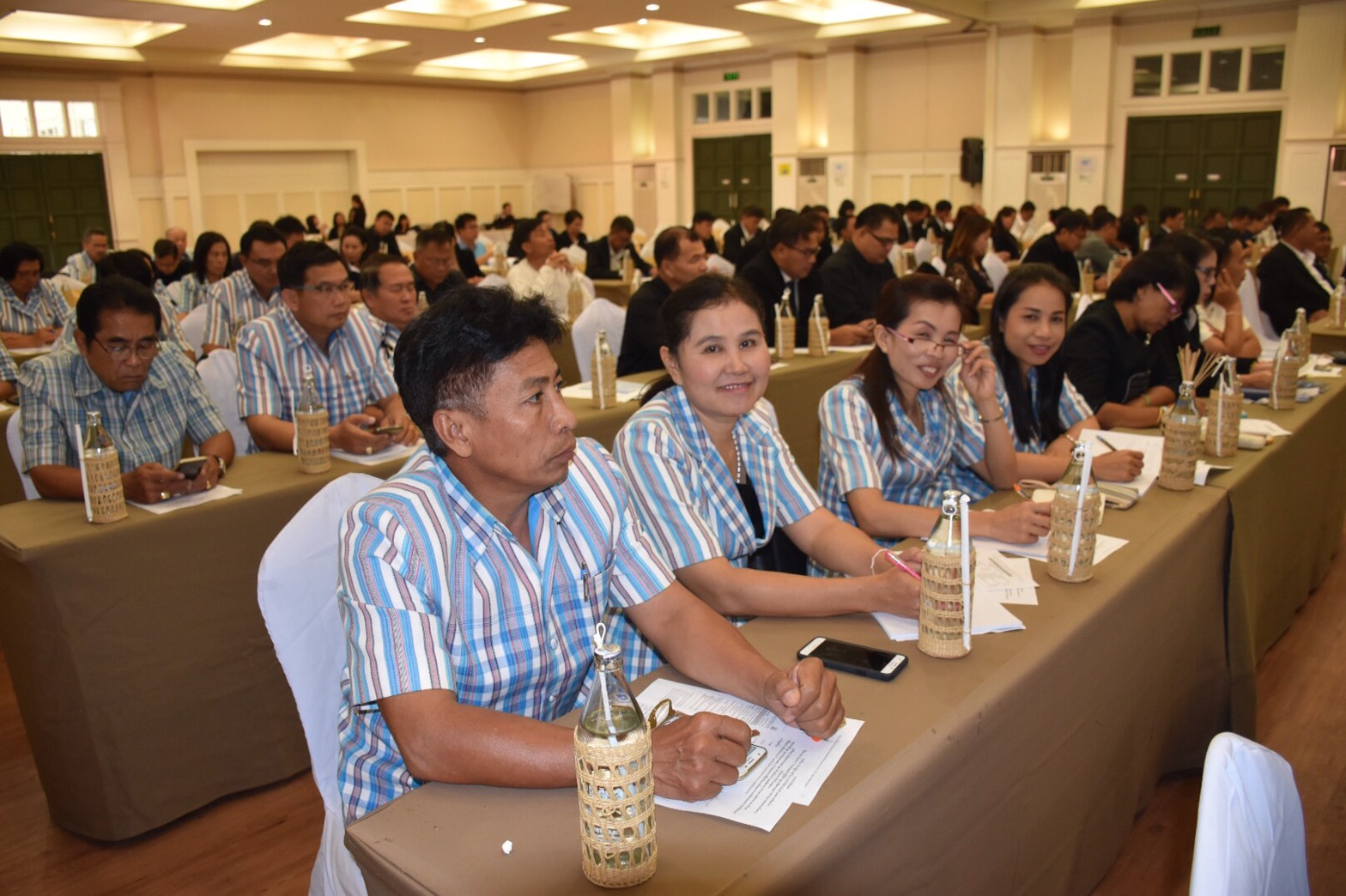 13 กรกฏาคม 2560 สำนักงานพัฒนาชุมชนจังหวัดมหาสารคาม  ร่วมการประชุมเชิงปฏิบัติการตรวจติดตามผลการดำเนินงาน ของหน่วยรับตรวจ รายไตรมาส ครั้งที่ 2/2560  เขตตรวจราชการที่ 12