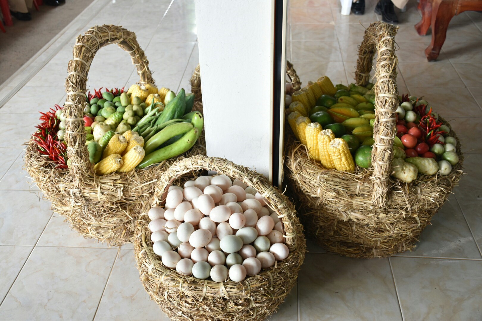 3 กรกฎาคม 2560  นางไพเราะ รอยตระกูล รองผู้ว่าราชการจังหวัดมหาสารคาม เป็นประธานคณะกรรมการคัดสรรหมู่บ้านเศรษฐกิจพอเพียง “อยู่เย็น เป็นสุข” ดีเด่น ระดับจังหวัด ประจำปี 2560