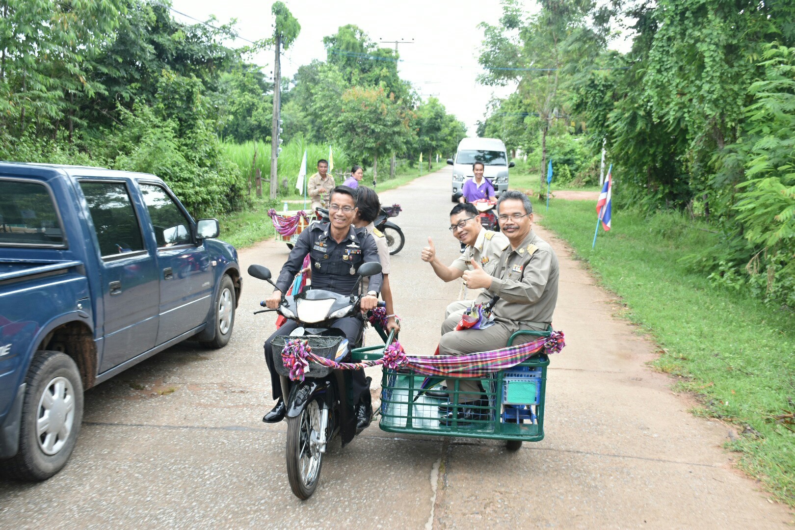 3 กรกฎาคม 2560  นางไพเราะ รอยตระกูล รองผู้ว่าราชการจังหวัดมหาสารคาม เป็นประธานคณะกรรมการคัดสรรหมู่บ้านเศรษฐกิจพอเพียง “อยู่เย็น เป็นสุข” ดีเด่น ระดับจังหวัด ประจำปี 2560