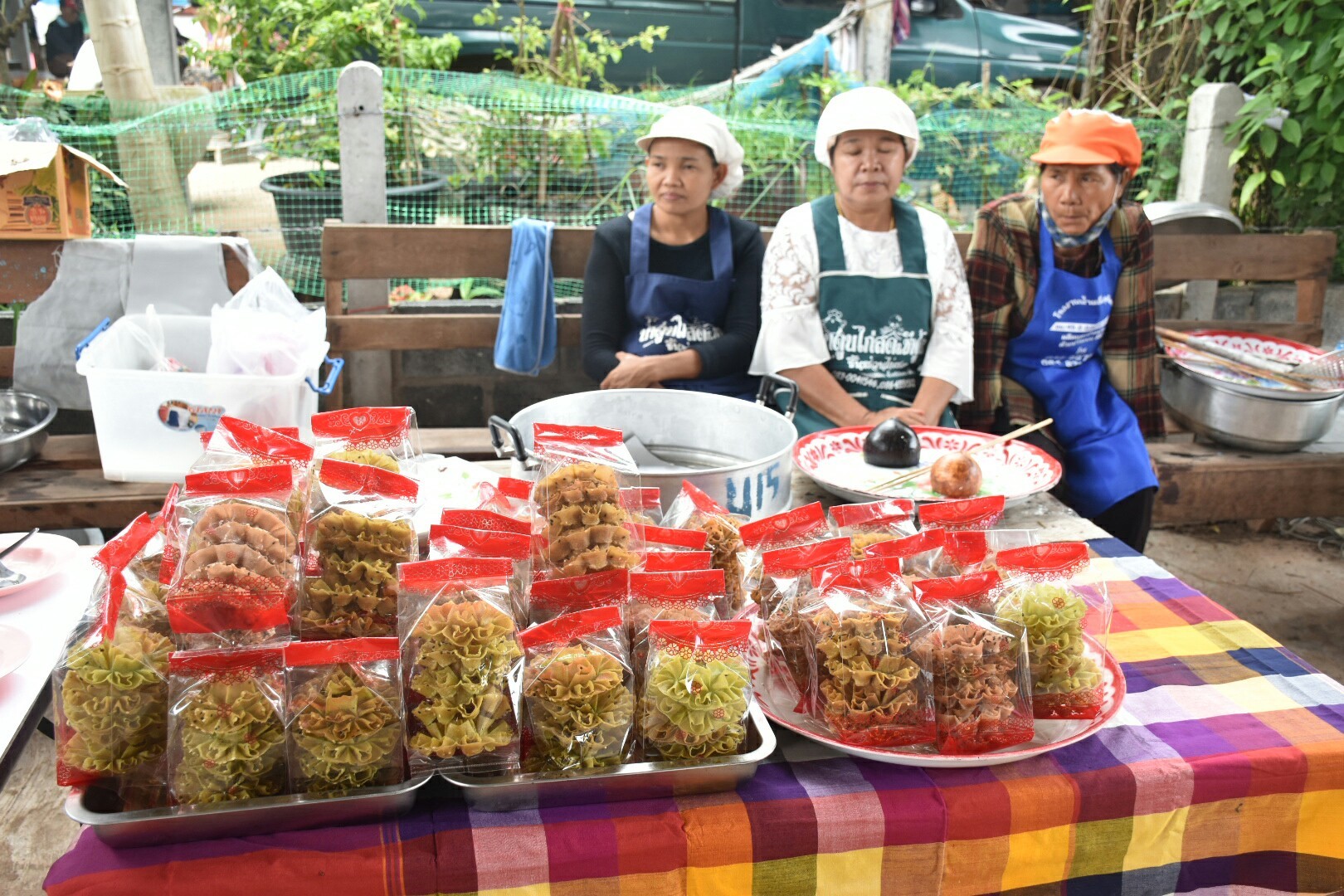 19 กรกฎาคม 2560  นางสาวศศิธร ปัญญาไว พัฒนาการจังหวัดมหาสารคาม  เป็นประธานคณะกรรมการประกวดหมู่บ้านเศรษฐกิจพอเพียงดีเด่น ปี 2560  ตามโครงการมหาสารคามน้อมนำปรัชญาเศรษฐกิจพอเพียง เพื่อพัฒนาคุณภาพในชุมชน ณ บ้านหนองหิน หมู่ที่ 15 ตำบลหัวดง  อำเภอนาดูน จังหวัดมหาสารคาม