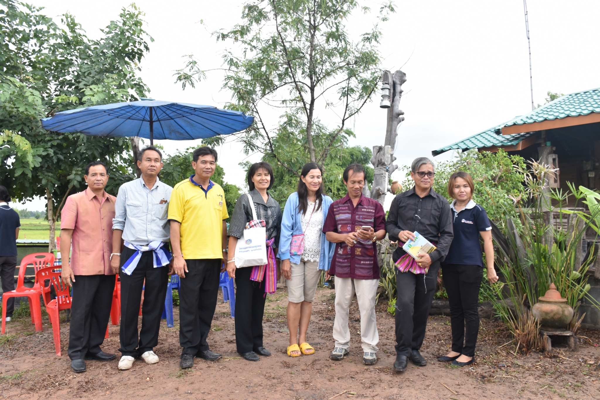 18 กรกฎาคม 2560 คณะกรรมการประกวดหมู่บ้านเศรษฐกิจพอเพียงดีเด่น ปี 2560  ตามโครงการมหาสารคามน้อมนำปรัชญาเศรษฐกิจพอเพียง  เพื่อพัฒนาคุณภาพในชุมชน ณ บ้านโนนรัง หมู่ที่ 2 ตำบลบ้านกู่  อำเภอยางสีสุราช จังหวัดมหาสารคาม