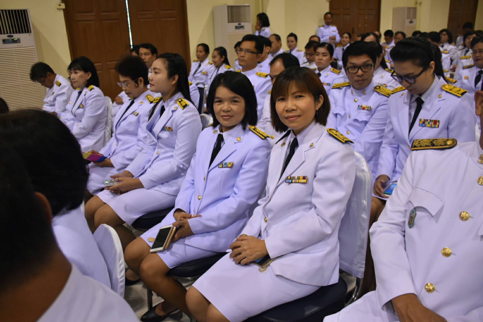 12 สิงหาคม 2560  นายเสนห์ นนทะโชติ ผู้ว่าราชการจังหวัดมหาสารคาม  เป็นประธานพิธีลงนามถวายพระพรชัยมงคลสมเด็จพระนางเจ้าสิริกิติ์ พระบรมราชินีนาถ ในรัชการที่ 9  เนื่องในโอกาสวันเฉลิมพระชนมพรรษา 85 พรรษา  Copy