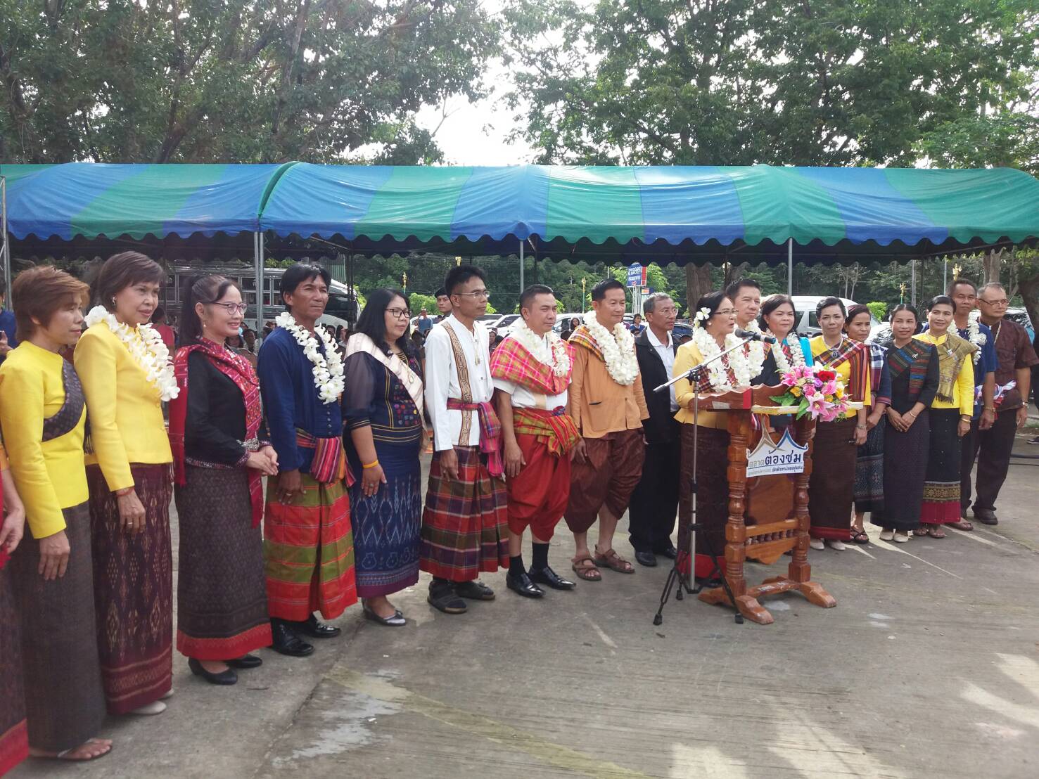 19 สิงหาคม 2560  สำนักงานพัฒนาชุมชนจังหวัดมหาสารคาม ร่วมพิธีเปิดงาน “ตลาดต้องชม พันปีจำปาศรีนคร” ณ บริเวณพระบรมธาตุนาดูน อำเภอนาดูน จังหวัดมหาสารคาม