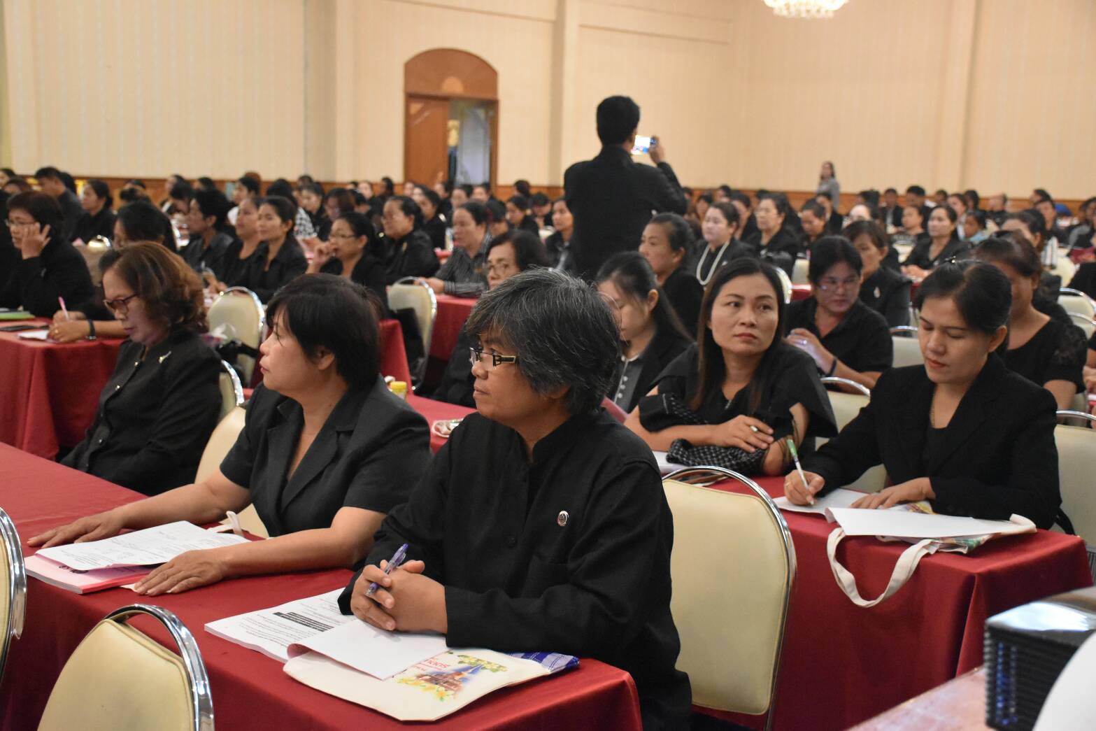29 สิงหาคม 2560  นางไพเราะ รอยตระกูล รองผู้ว่าราชการจังหวัดมหาสารคาม  เป็นประธานเปิดโครงการ “เพิ่มประสิทธิภาพการขับเคลื่อนยุทธศาสตร์ และการพัฒนาระบบบริหารจัดการกองทุนพัฒนาบทบาทสตรี”