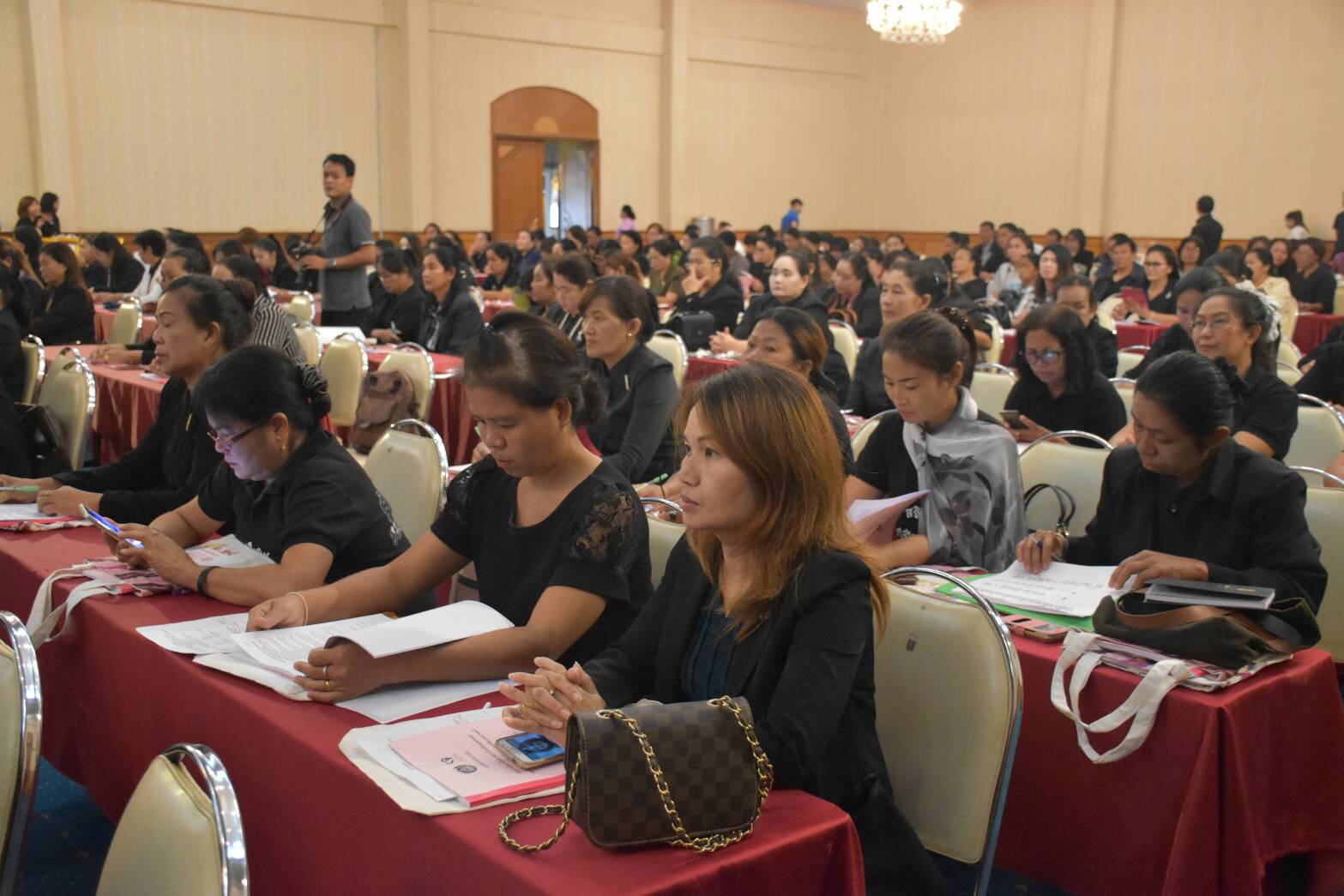 29 สิงหาคม 2560  นางไพเราะ รอยตระกูล รองผู้ว่าราชการจังหวัดมหาสารคาม  เป็นประธานเปิดโครงการ “เพิ่มประสิทธิภาพการขับเคลื่อนยุทธศาสตร์ และการพัฒนาระบบบริหารจัดการกองทุนพัฒนาบทบาทสตรี”