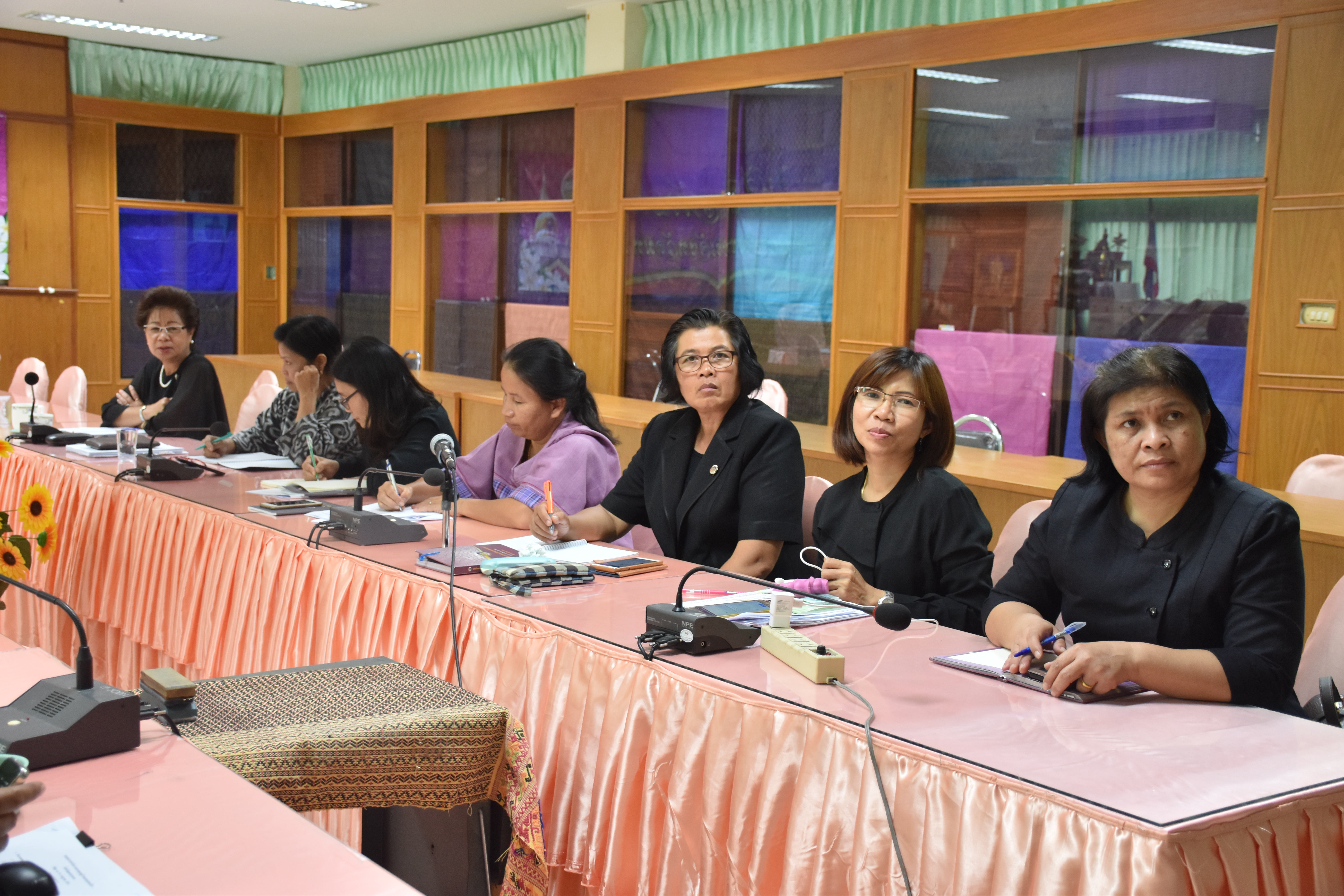 3 สิงหาคม 2560 พัฒนาการจังหวัดมหาสารคาม พร้อมด้วยหัวหน้ากลุ่มงานสารสนเทศฯ พัฒนาการอำเภอ และนักวิชาการพัฒนาชุมชน จังหวัดมหาสารคาม ร่วมรับฟังการประชุมกรมการพัฒนาชุมชน ครั้งที่ 7/2560 ผ่านระบบ TV Conference