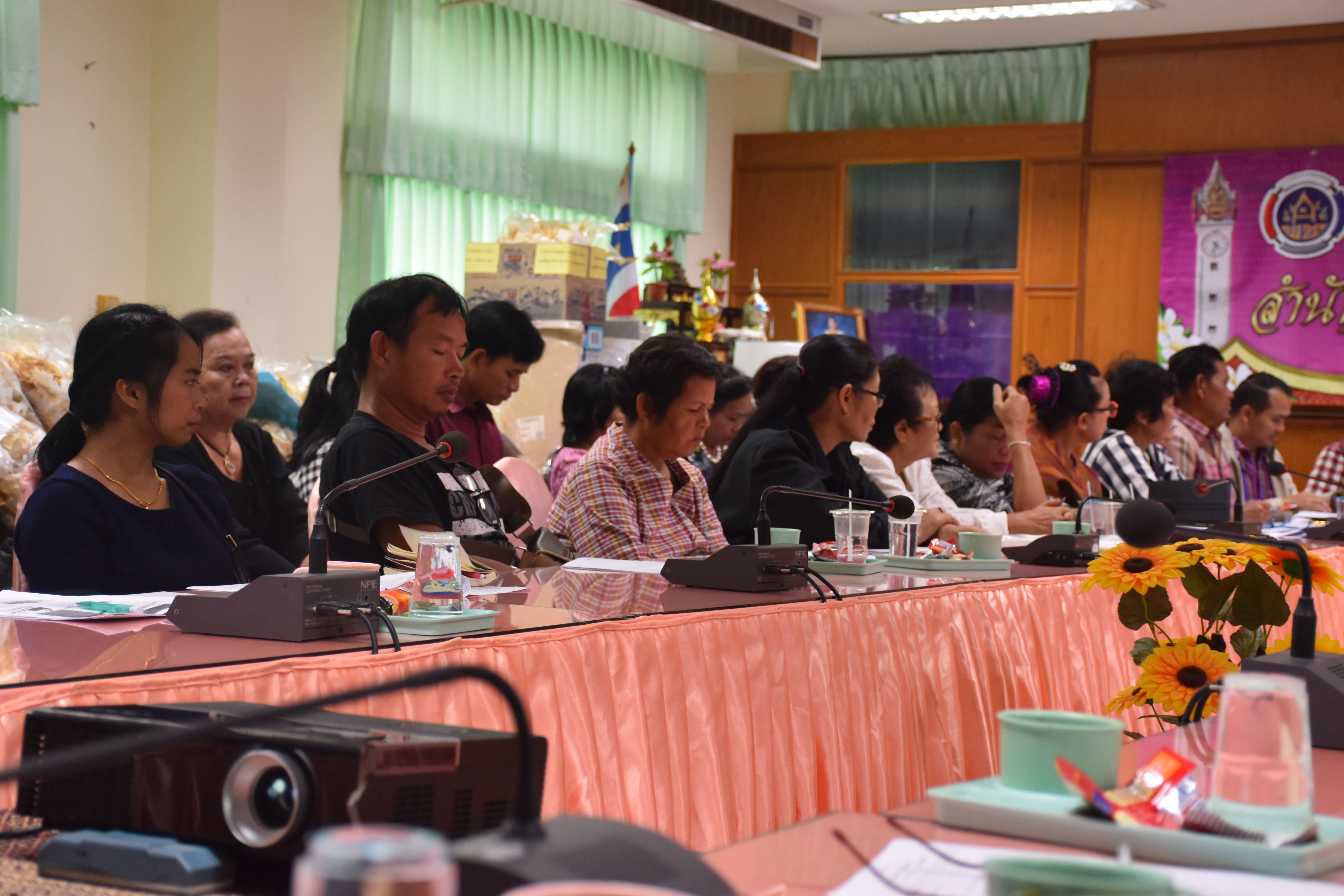 4 สิงหาคม 2560 นางสาวศศิธร ปัญญาไว พัฒนาการจังหวัดมหาสารคาม เป็นประธานการประชุมกลุ่มผู้ผลิต ผู้ประกอบการ OTOP ที่เข้าร่วมงานศิลปาชีพ ประทีปไทย OTOP ก้าวไกล ด้วยพระบารมี ณ อาคารชาเลนเจอร์ 1 – 3 ศูนย์การแสดงและการประชุมอิมแพ็คเมืองทองธานี