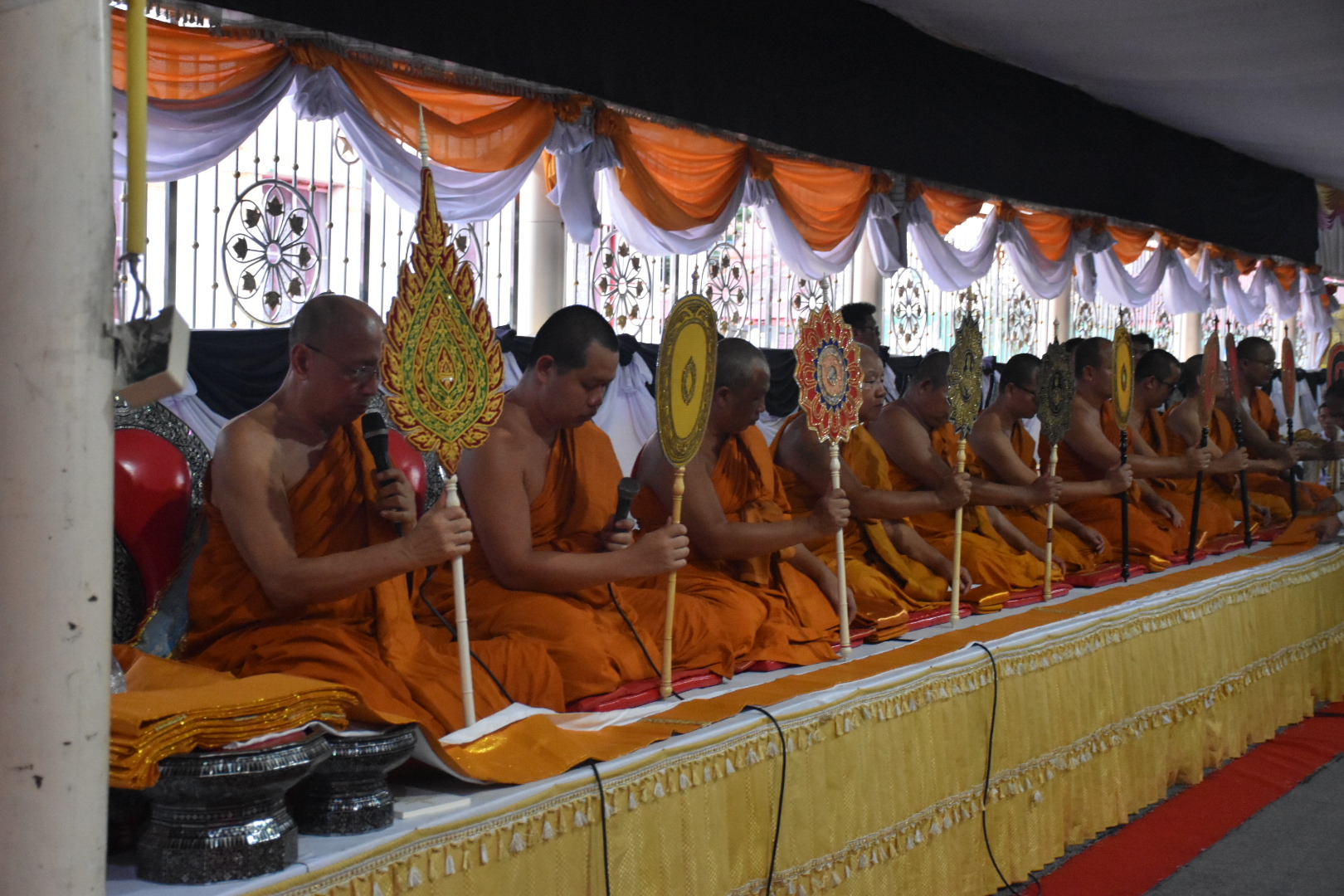 22 สิงหาคม 2560 หัวหน้ากลุ่มงานสารสนเทศฯ  ร่วมพิธีมหามงคลเจริญพระพุทธมนต์ถวายพระราชกุศล พระบาทสมเด็จพระปรมินทรมหาภูมิพลอดุลยเดช  บรมนาถบพิตร และถวายพระพรชัยมงคล สมเด็จพระนางเจ้าสิริกิติ์ พระบรมราชินีนาถในรัชกาลที่ 9  เนื่องในโอกาสวันเฉลิมพระชนมพรรษา 85 พรรษา