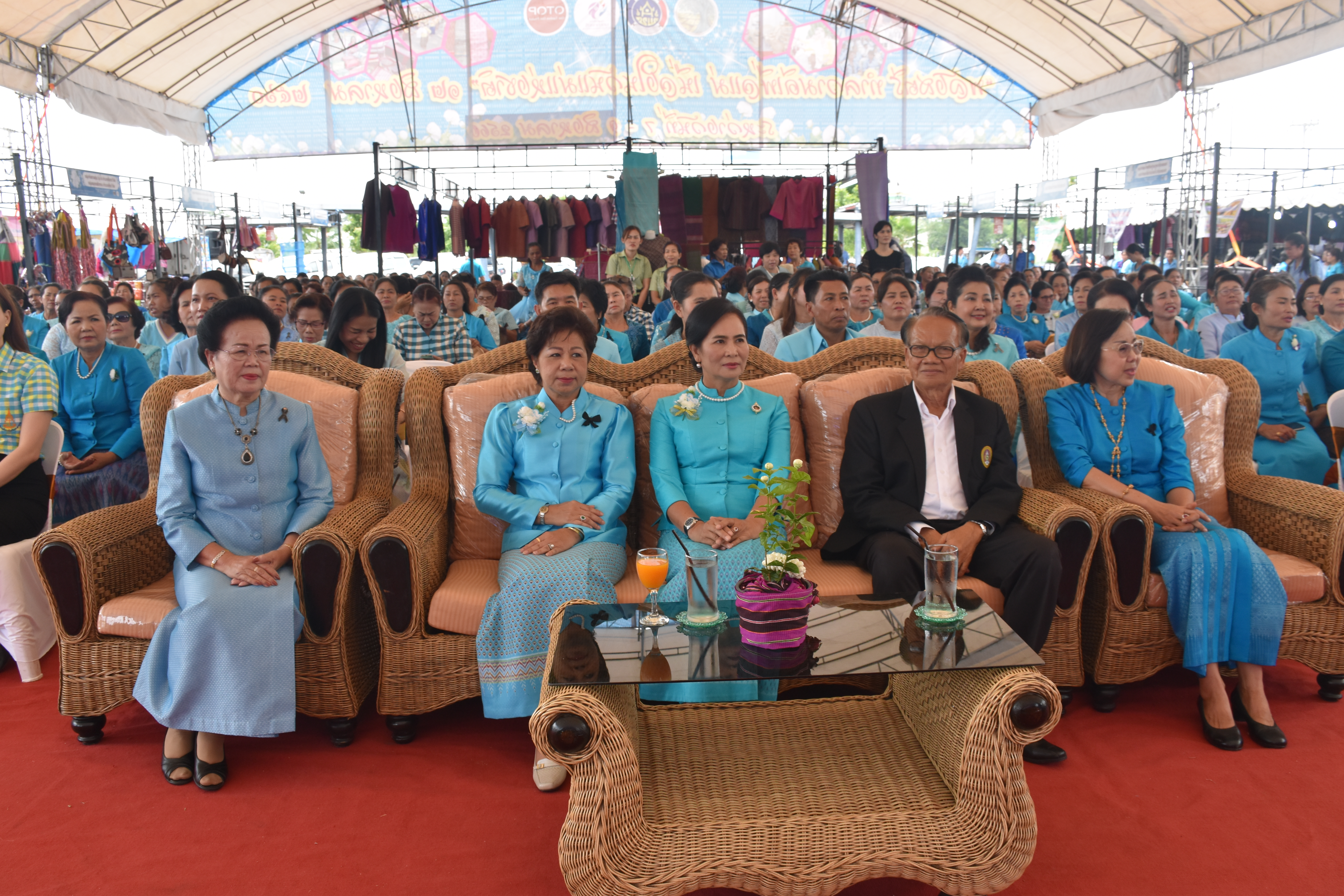 8 สิงหาคม 2560  สำนักงานพัฒนาชุมชนจังหวัดมหาสารคาม จัดกิจกรรม  “รวมพลังสตรี ทำความดีเพื่อแม่” เนื่องในวันแม่แห่งชาติ ปี 2560  ระหว่างวันที่ 7 – 9 สิงหาคม 2560