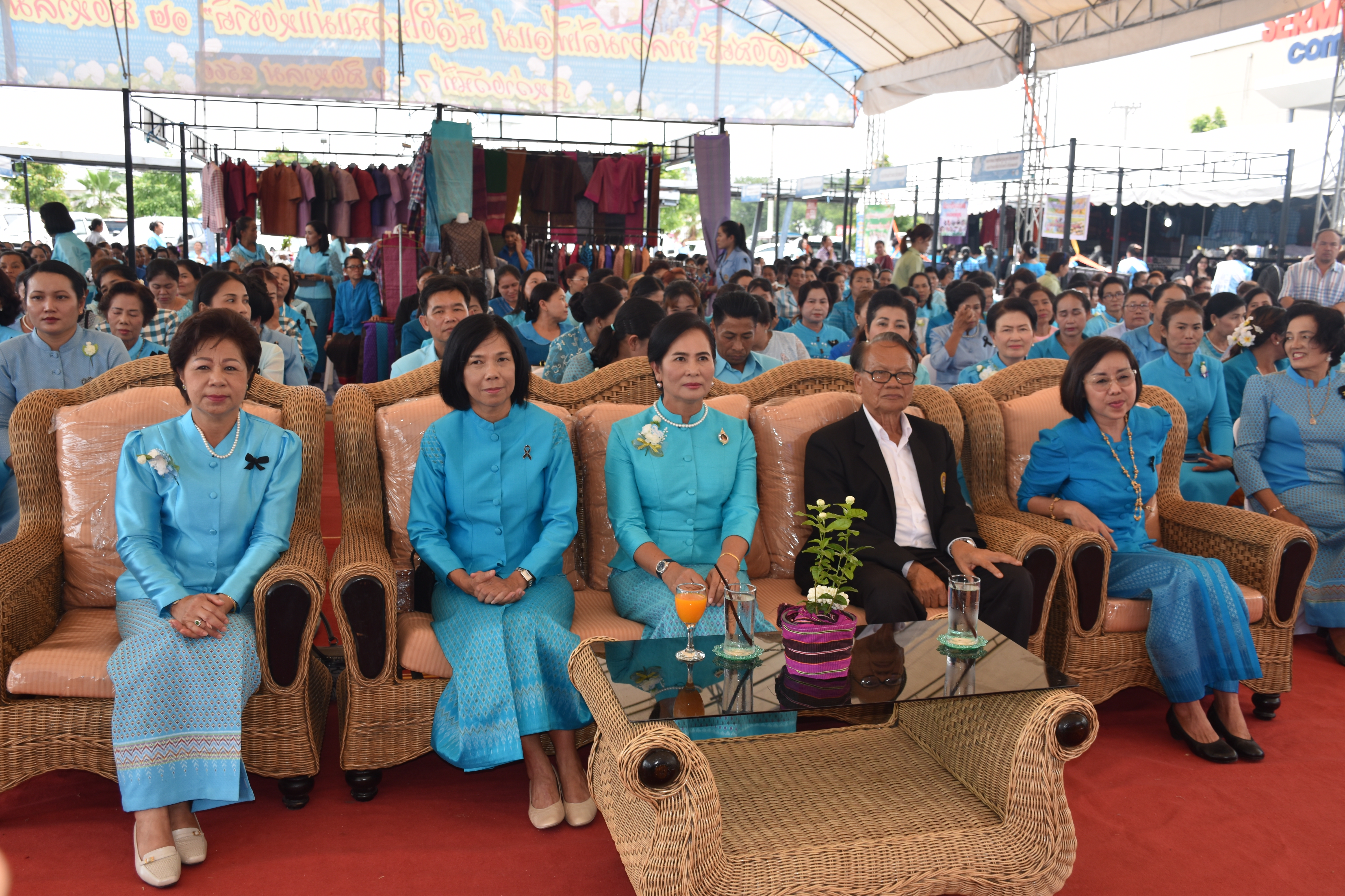 8 สิงหาคม 2560  สำนักงานพัฒนาชุมชนจังหวัดมหาสารคาม จัดกิจกรรม  “รวมพลังสตรี ทำความดีเพื่อแม่” เนื่องในวันแม่แห่งชาติ ปี 2560  ระหว่างวันที่ 7 – 9 สิงหาคม 2560