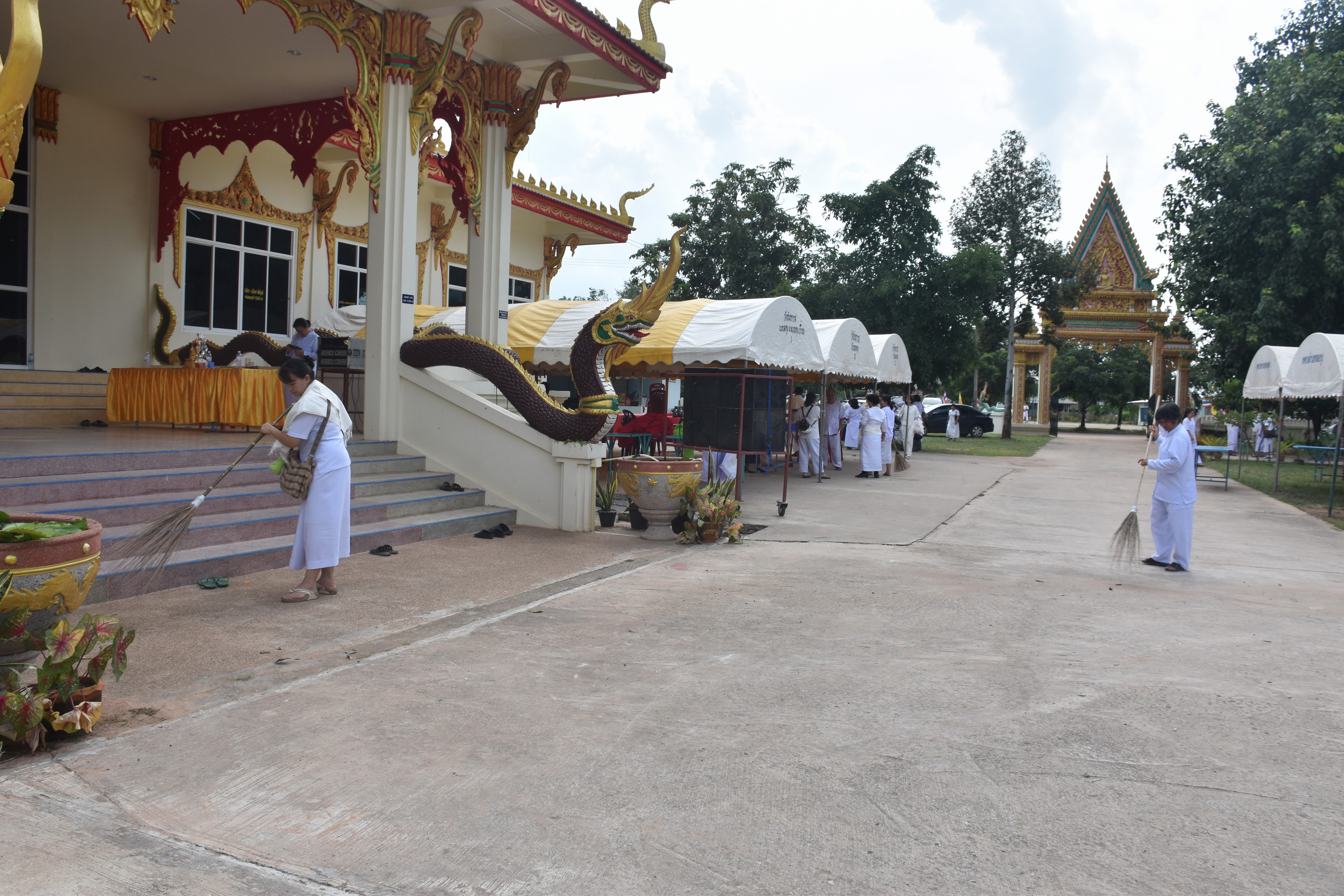 15 สิงหาคม 2560  สำนักงานพัฒนาชุมชนจังหวัดมหาสารคาม จัดกิจกรรมการเสริมสร้างคุณธรรมจริยธรรมข้าราชการและบุคลากรกรมการพัฒนาชุมชน