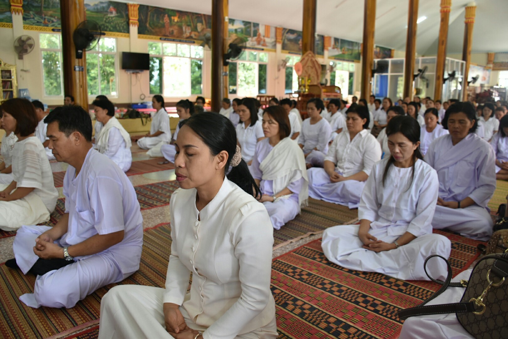 15 สิงหาคม 2560  สำนักงานพัฒนาชุมชนจังหวัดมหาสารคาม จัดกิจกรรมการเสริมสร้างคุณธรรมจริยธรรมข้าราชการและบุคลากรกรมการพัฒนาชุมชน