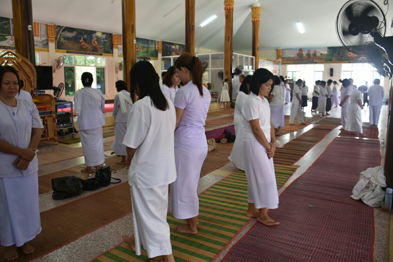 15 สิงหาคม 2560  สำนักงานพัฒนาชุมชนจังหวัดมหาสารคาม จัดกิจกรรมการเสริมสร้างคุณธรรมจริยธรรมข้าราชการและบุคลากรกรมการพัฒนาชุมชน