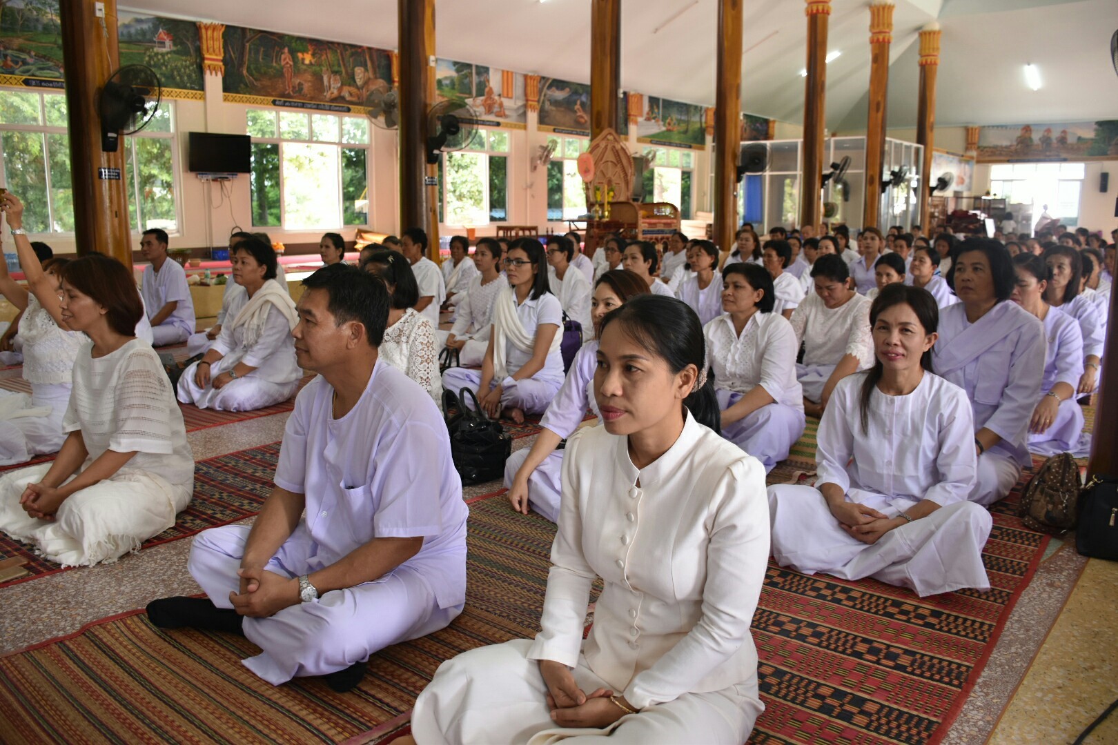 15 สิงหาคม 2560  สำนักงานพัฒนาชุมชนจังหวัดมหาสารคาม จัดกิจกรรมการเสริมสร้างคุณธรรมจริยธรรมข้าราชการและบุคลากรกรมการพัฒนาชุมชน