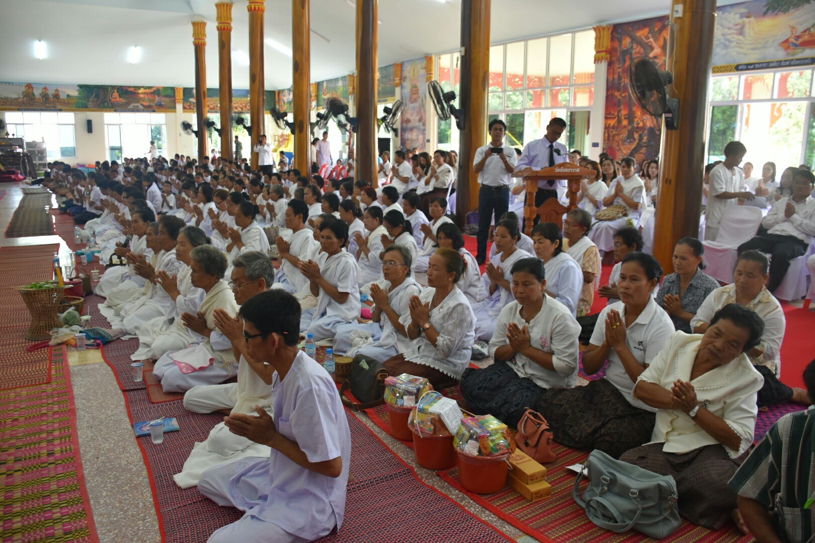 15 สิงหาคม 2560  สำนักงานพัฒนาชุมชนจังหวัดมหาสารคาม จัดกิจกรรมการเสริมสร้างคุณธรรมจริยธรรมข้าราชการและบุคลากรกรมการพัฒนาชุมชน