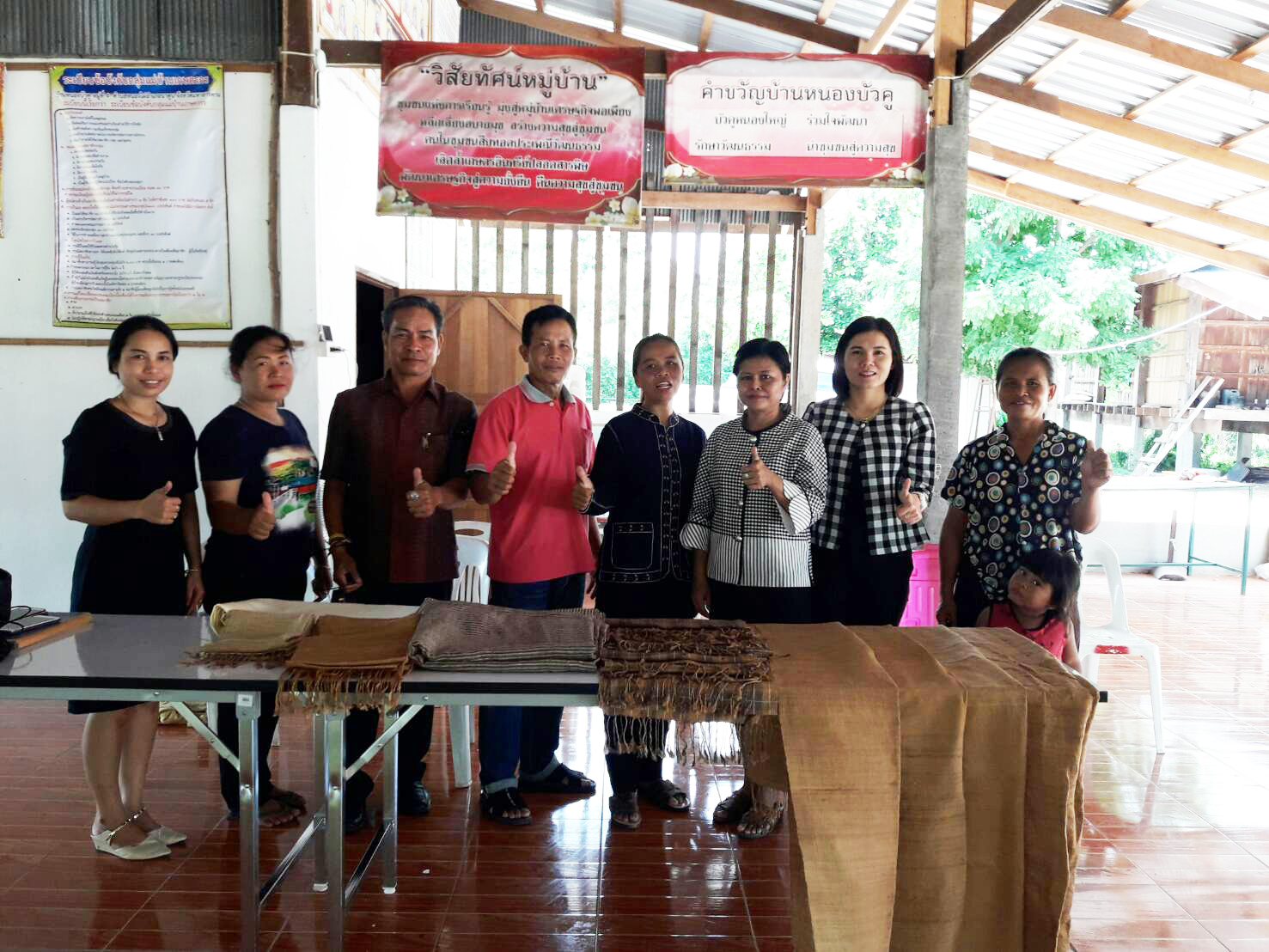 13 กันยายน 2560 คณะทำงานการติดตามสนับสนุนการดำเนินงานการขับเคลื่อนการพัฒนาเศรษฐกิจฐานรากและประชารัฐระดับพื้นที่และติดตามการดำเนินงานกองทุนพัฒนาบทบาทสตรี อำเภอนาดูน จังหวัดมหาสารคาม