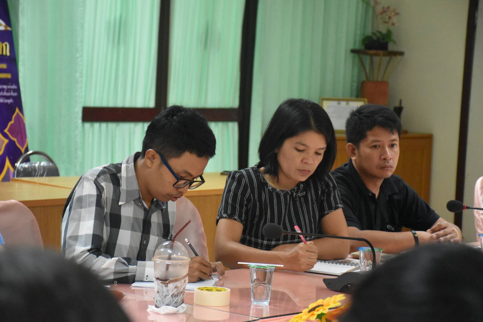 15 กันยายน 2560 การประชุมสำนักงานพัฒนาชุมชนจังหวัดมหาสารคาม ประจำเดือนกันยายน ณ ห้องประชุม 106/1 ศาลากลางจังหวัดมหาสารคาม