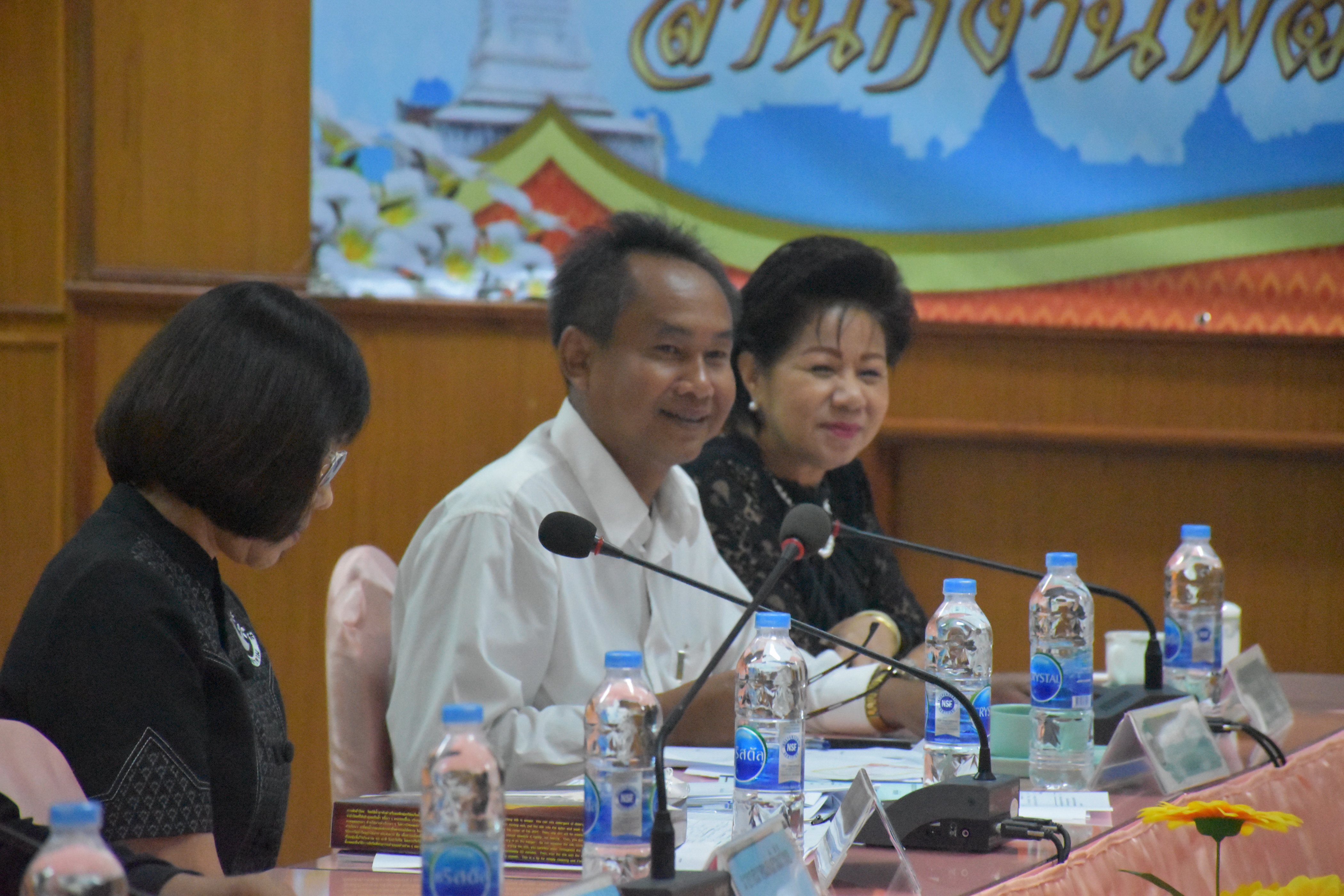 21 กันยายน 2560 นางไพเราะ รอยตระกูล รองผู้ว่าราชการจังหวัดมหาสารคาม เป็นประธานการประชุมคณะอนุกรรมการบริหาร กองทุนพัฒนาบทบาทสตรีจังหวัดมหาสารคาม ครั้งที่ 8/2560 ณ ห้องประชุม 106/1 ศาลากลางจังหวัดมหาสารคาม