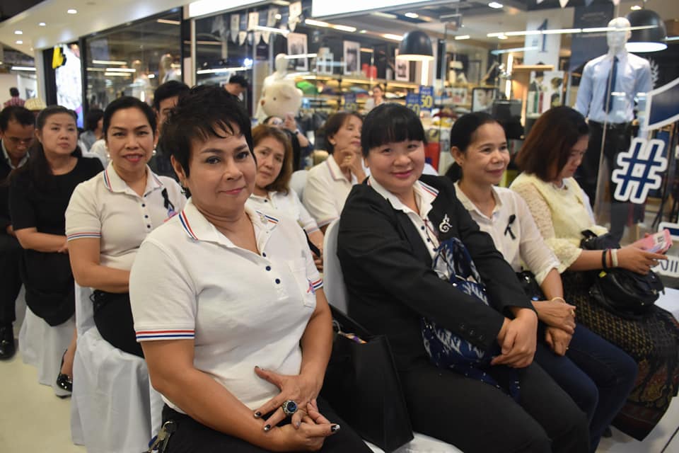 4 ตุลาคม 2560 งานแถลงข่าวโครงการบรรพชาสามเณร เพื่อถวายเป็นพระราชกุศลแด่พระบาทสมเด็จพระปรมินทรมหาภูมิพลอดุลยเดช รัชกาลที่ 9 เนื่องในโอกาสครบ 1 ปี เสด็จสวรรคต ณ บริเวณศููนย์การค้าเสริมไทยคอมเพล็กซ์