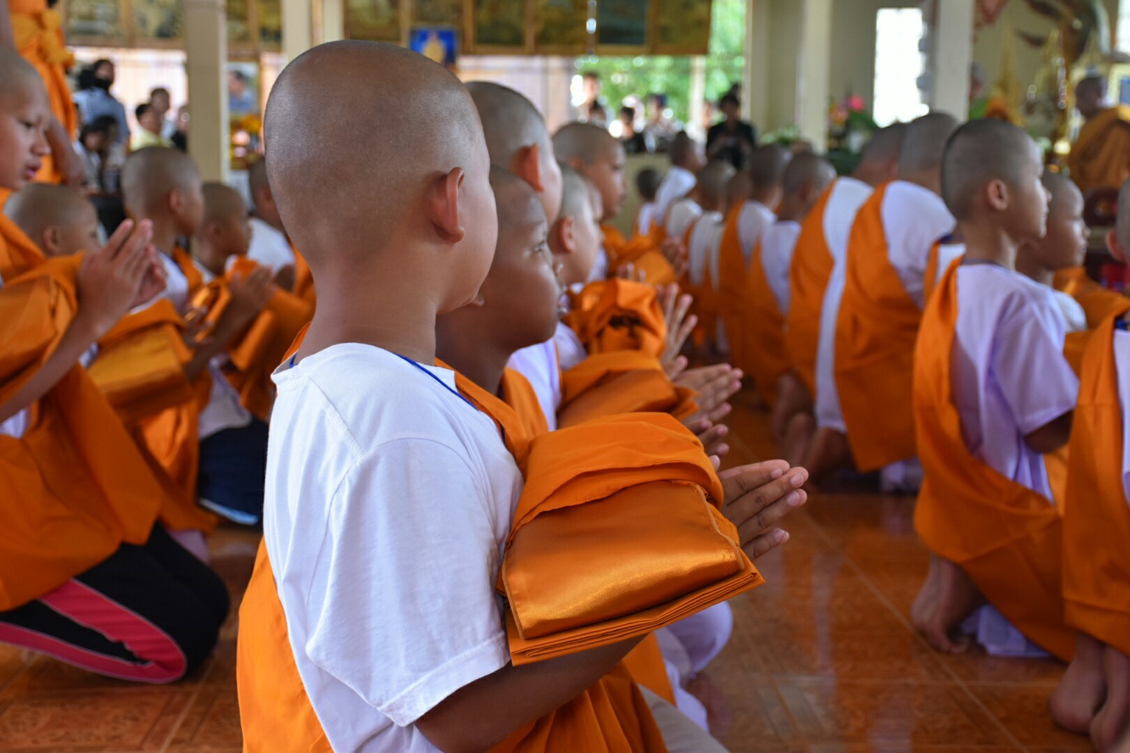 12 ตุลาคม 2560 เวลา 14.00 น.  บริษัทประชารัฐรักษามัคคีมหาสารคาม (วิสาหกิจเพื่อสังคม) จำกัด จัดโครงการบรรพชาสามเณร เพื่อถวายเป็นพระราชกุศลแด่พระบาทสมเด็จพระปรมิทรมหาภูมิพลอดุลยเดช บรมนาถบพิตร ครบ 1 ปี สวรรคต