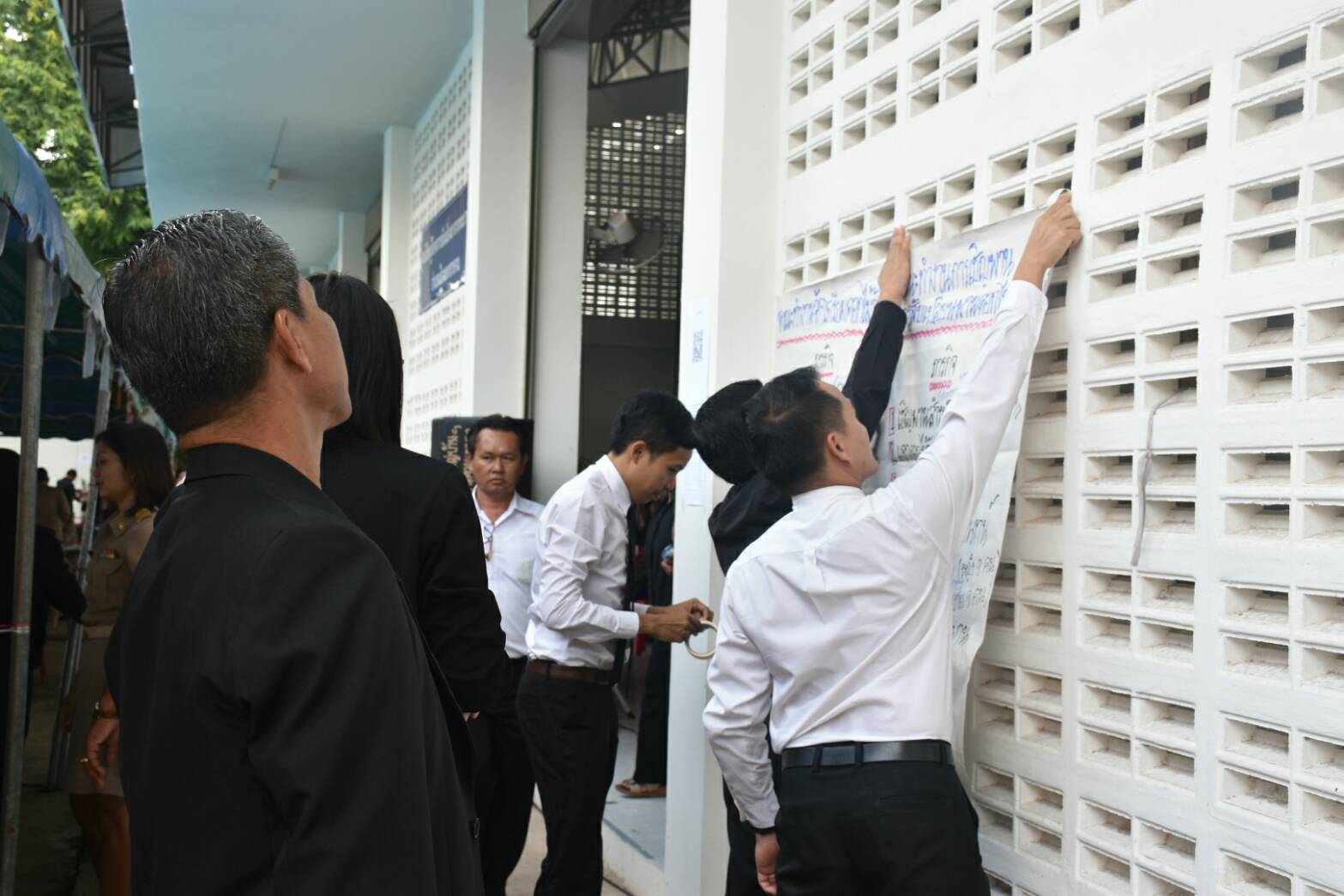 11 ตุลาคม 2560 การประชุมชี้แจงประชาชนจิตอาสาเฉพาะกิจ พระราชพิธีถวายพระเพลิงพระบรมศพพระบาทสมเด็จพระปรมินทรมหาภูมิพลอดุลยเดช บรมนาถบพิตร ประเภทงานดอกไม้จันทน์