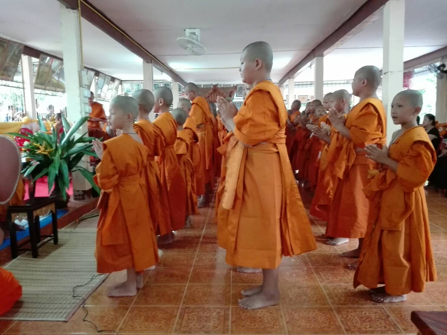 12 ตุลาคม 2560 เวลา 14.00 น.  บริษัทประชารัฐรักษามัคคีมหาสารคาม (วิสาหกิจเพื่อสังคม) จำกัด จัดโครงการบรรพชาสามเณร เพื่อถวายเป็นพระราชกุศลแด่พระบาทสมเด็จพระปรมิทรมหาภูมิพลอดุลยเดช บรมนาถบพิตร ครบ 1 ปี สวรรคต
