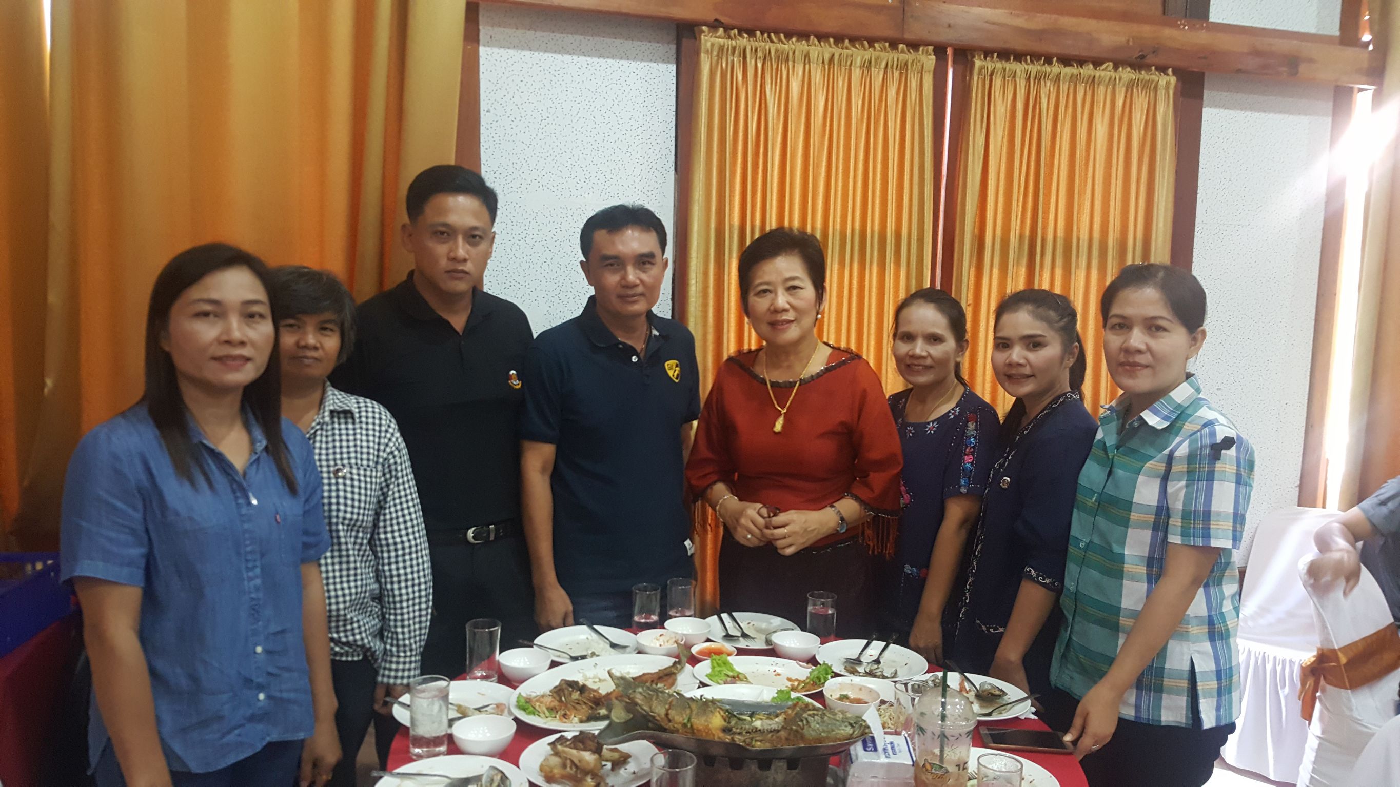1 ตุลาคม 2560  สำนักงานพัฒนาชุมชนจังหวัดมหาสารคาม ให้การต้อนรับ นางบุญยิ่ง เทศน้อย พัฒนาการจังหวัดมหาสารคาม เนื่องในโอกาสย้ายมาดำรงตำแหน่งพัฒนาการจังหวัดมหาสารคาม
