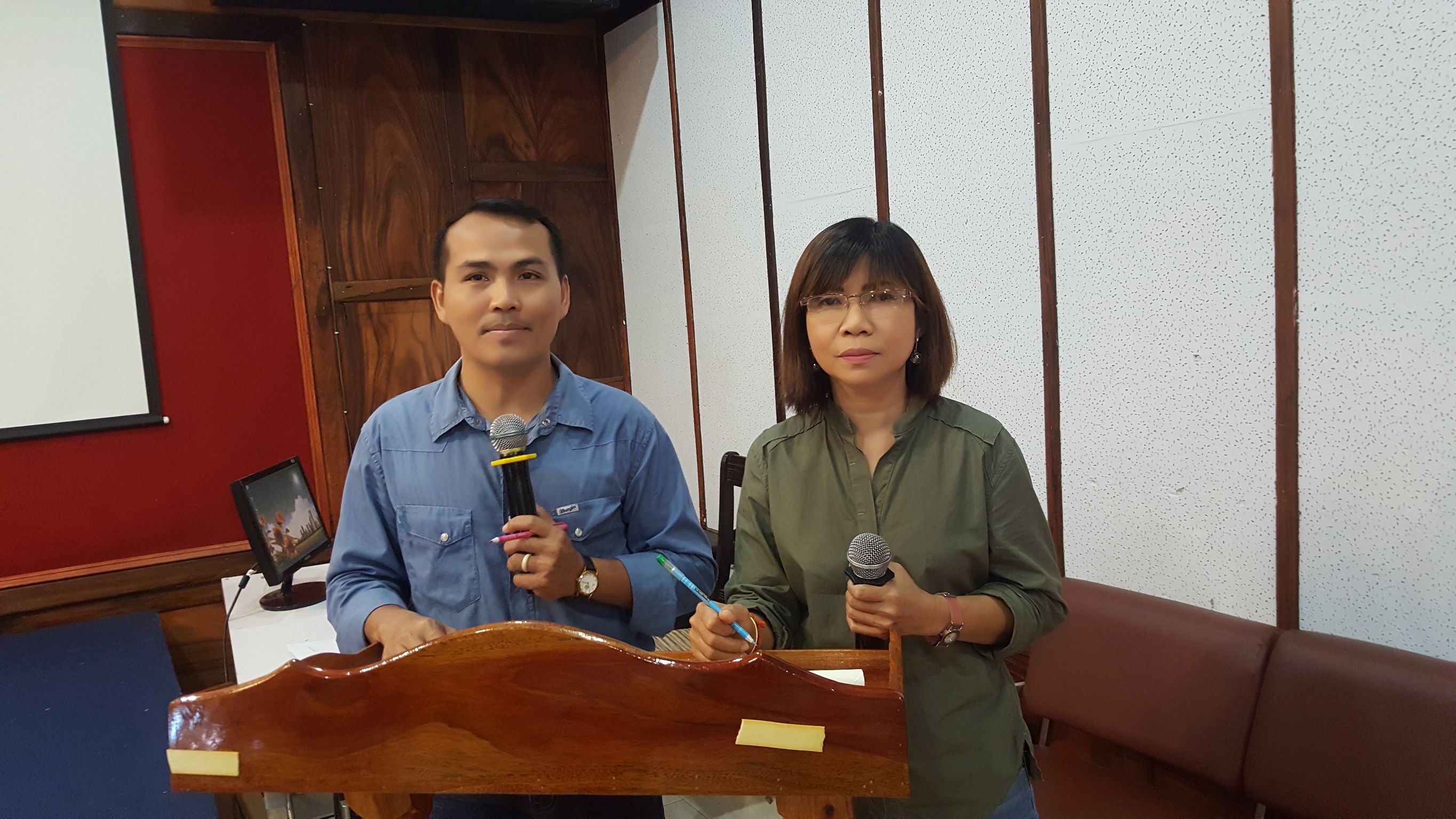 1 ตุลาคม 2560  สำนักงานพัฒนาชุมชนจังหวัดมหาสารคาม ให้การต้อนรับ นางบุญยิ่ง เทศน้อย พัฒนาการจังหวัดมหาสารคาม เนื่องในโอกาสย้ายมาดำรงตำแหน่งพัฒนาการจังหวัดมหาสารคาม