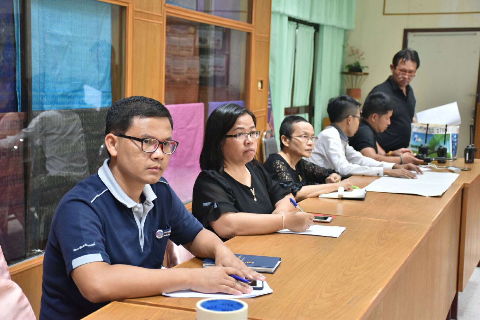 18 ตุลาคม 2560 การประชุมคณะทำงานดอกไม้จันทน์สำหรับประชาชน ในพระราชพิธีถวายพระเพลิงพระบรมศพพระบาทสมเด็จพระปรมินทรมหาภูมิพลอดุลยเดช บรมนาถบพิตร จังหวัดมหาสารคาม