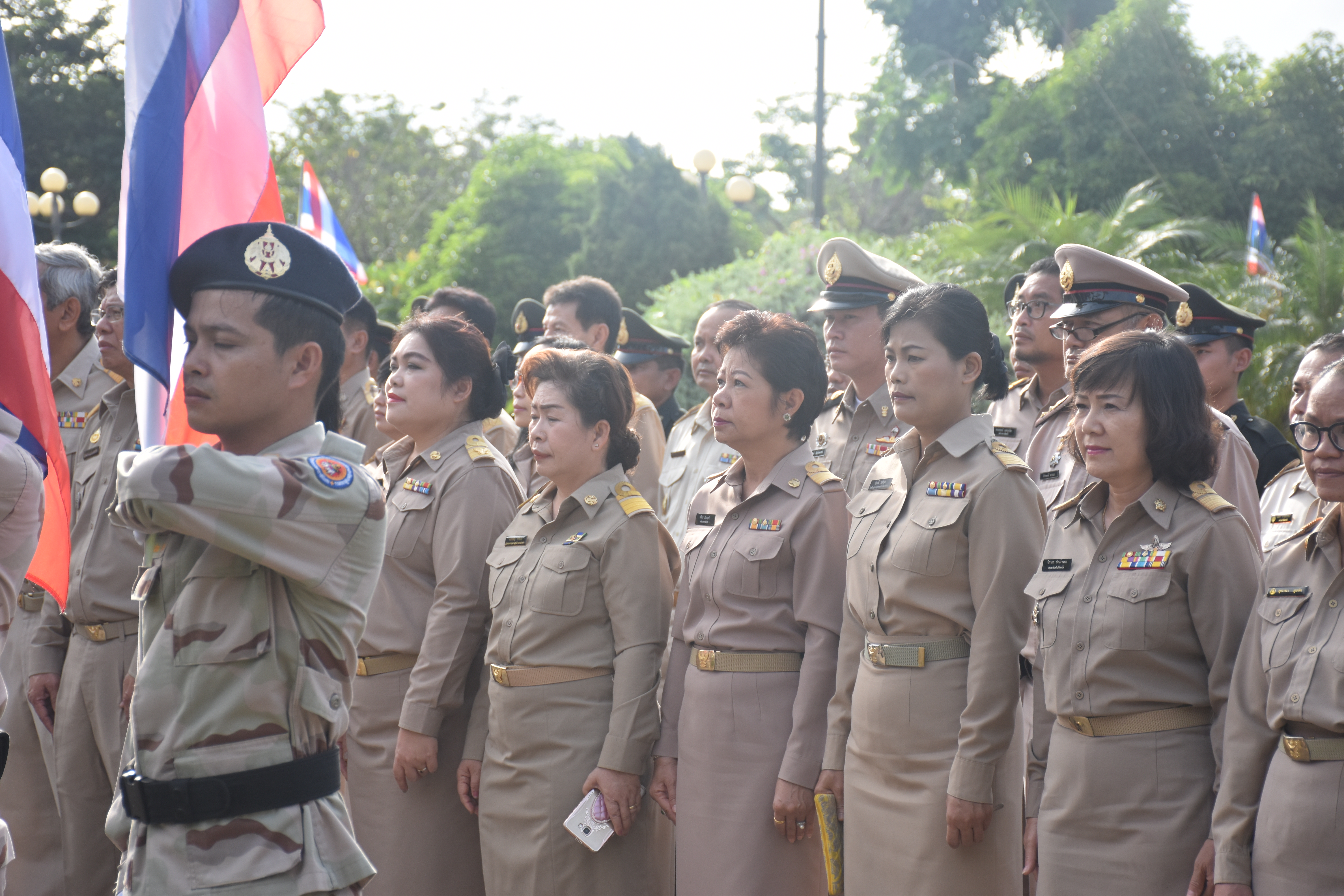 28 กันยายน 2560 ผู้ว่าราชการจังหวัดมหาสารคาม เป็นประธานในพิธีเชิญธงชาติไทยและร้องเพลงชาติไทย เนื่องในวันพระราชทานธงชาติไทย และครบรอบ 100 ปีธงชาติไทย