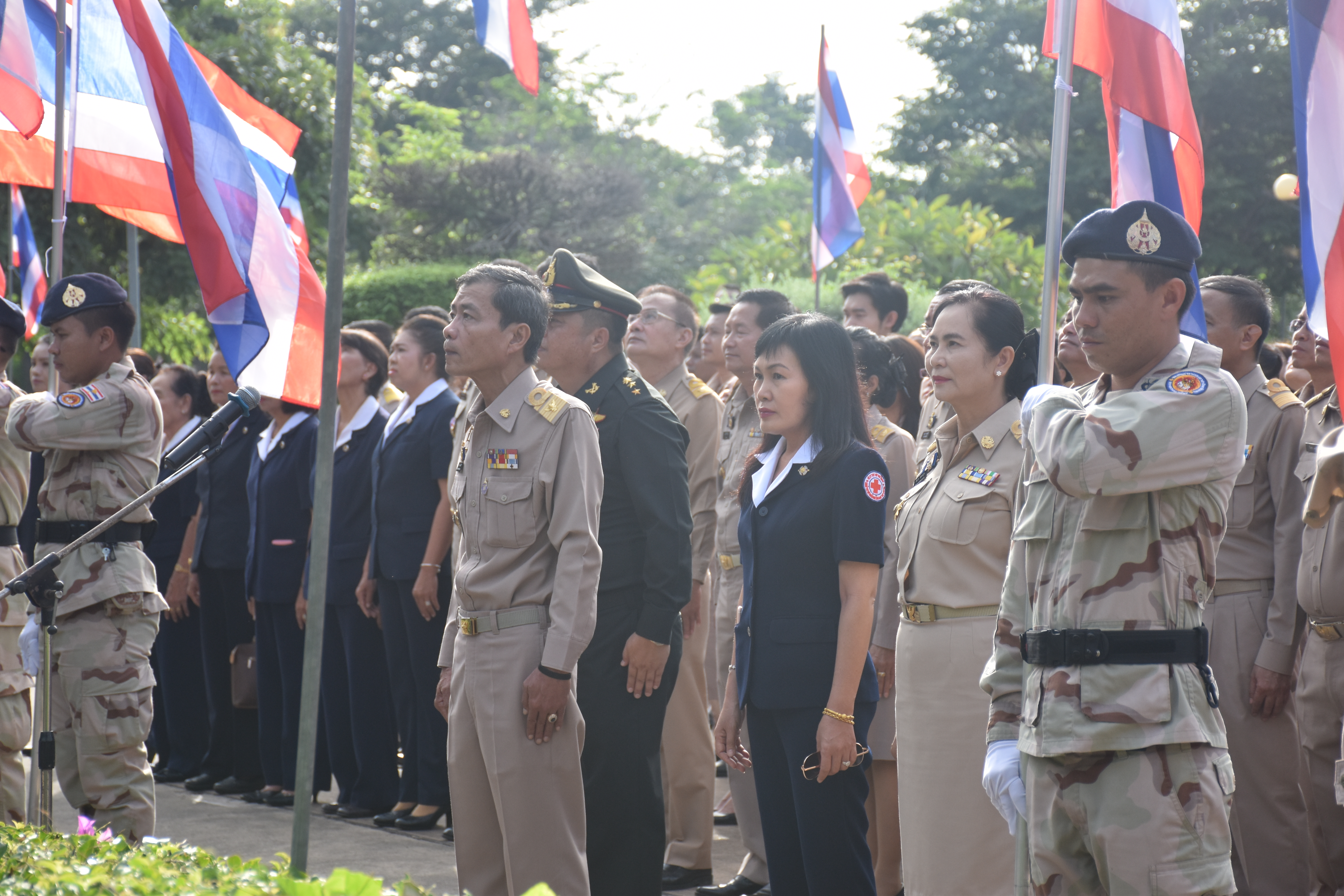 28 กันยายน 2560 ผู้ว่าราชการจังหวัดมหาสารคาม เป็นประธานในพิธีเชิญธงชาติไทยและร้องเพลงชาติไทย เนื่องในวันพระราชทานธงชาติไทย และครบรอบ 100 ปีธงชาติไทย