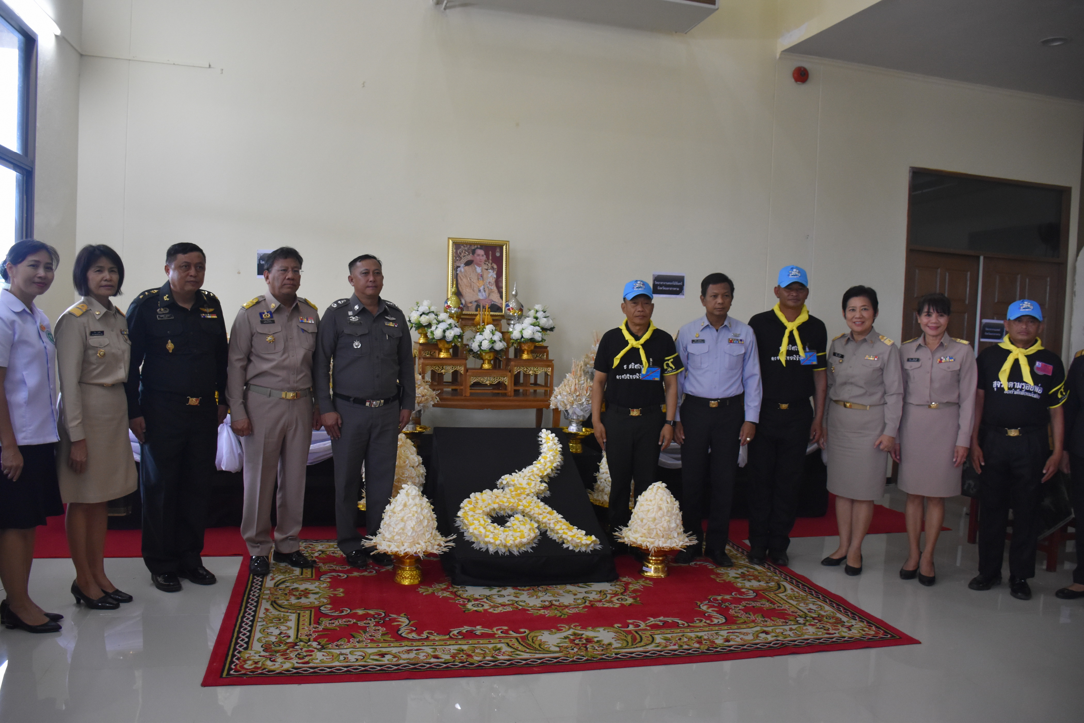 18 ตุลาคม 2560 พลโทธรากร ธรรมวินทร แม่ทัพภาคที่ 2 พบปะจิตอาสาเฉพาะกิจฯ จังหวัดมหาสารคาม ณ หอประชุมศาลากลางจังหวัดมหาสารคาม