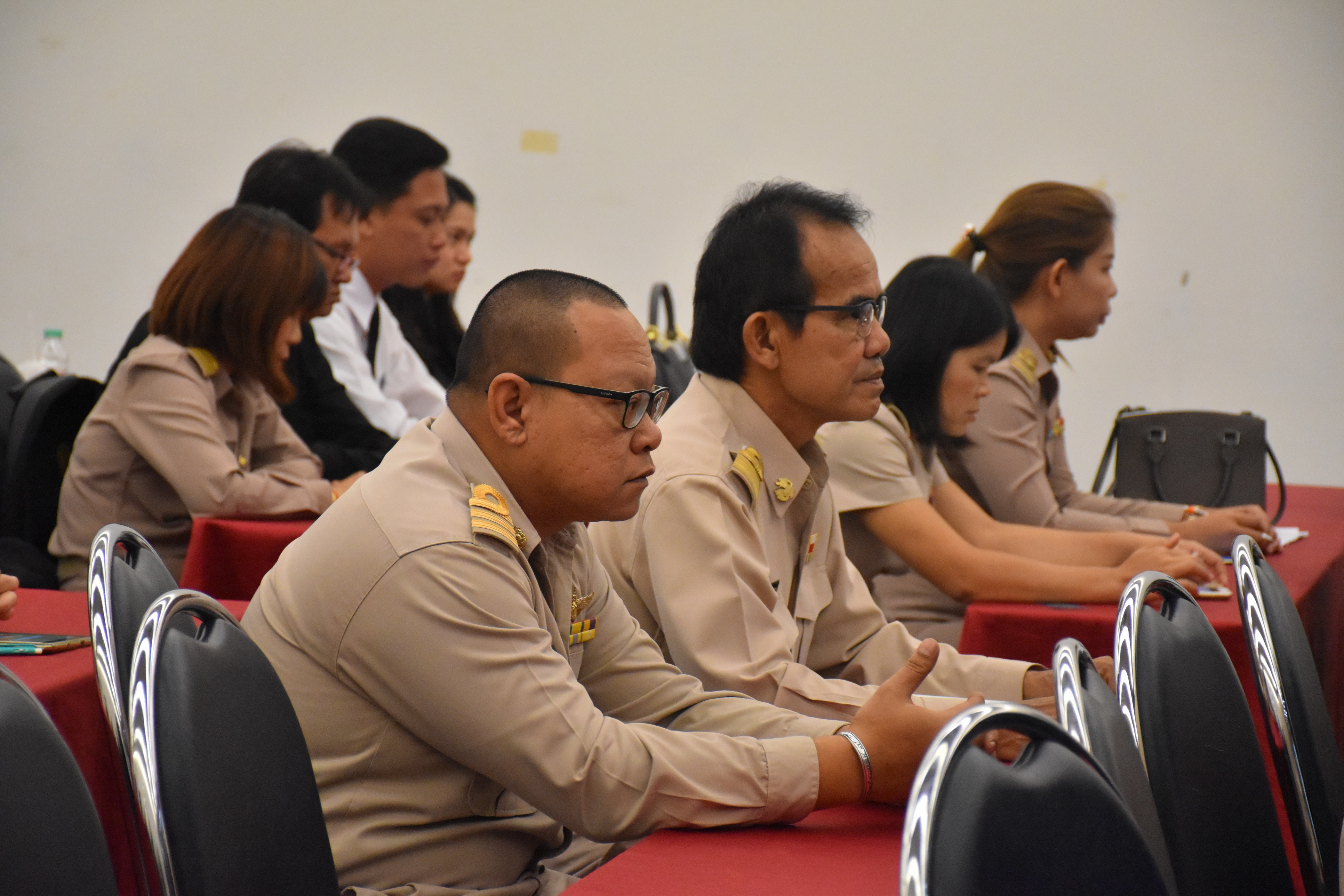 16 ตุลาคม 2560 โครงการการประชุมเชิงปฏิบัติการมอบนโนบายเพื่อเพิ่มประสิทธิภาพการขับเคลื่อนยุทธศาสตร์ กรมการพัฒนาชุมชน ประจำปีงบประมาณ พ.ศ.2561
