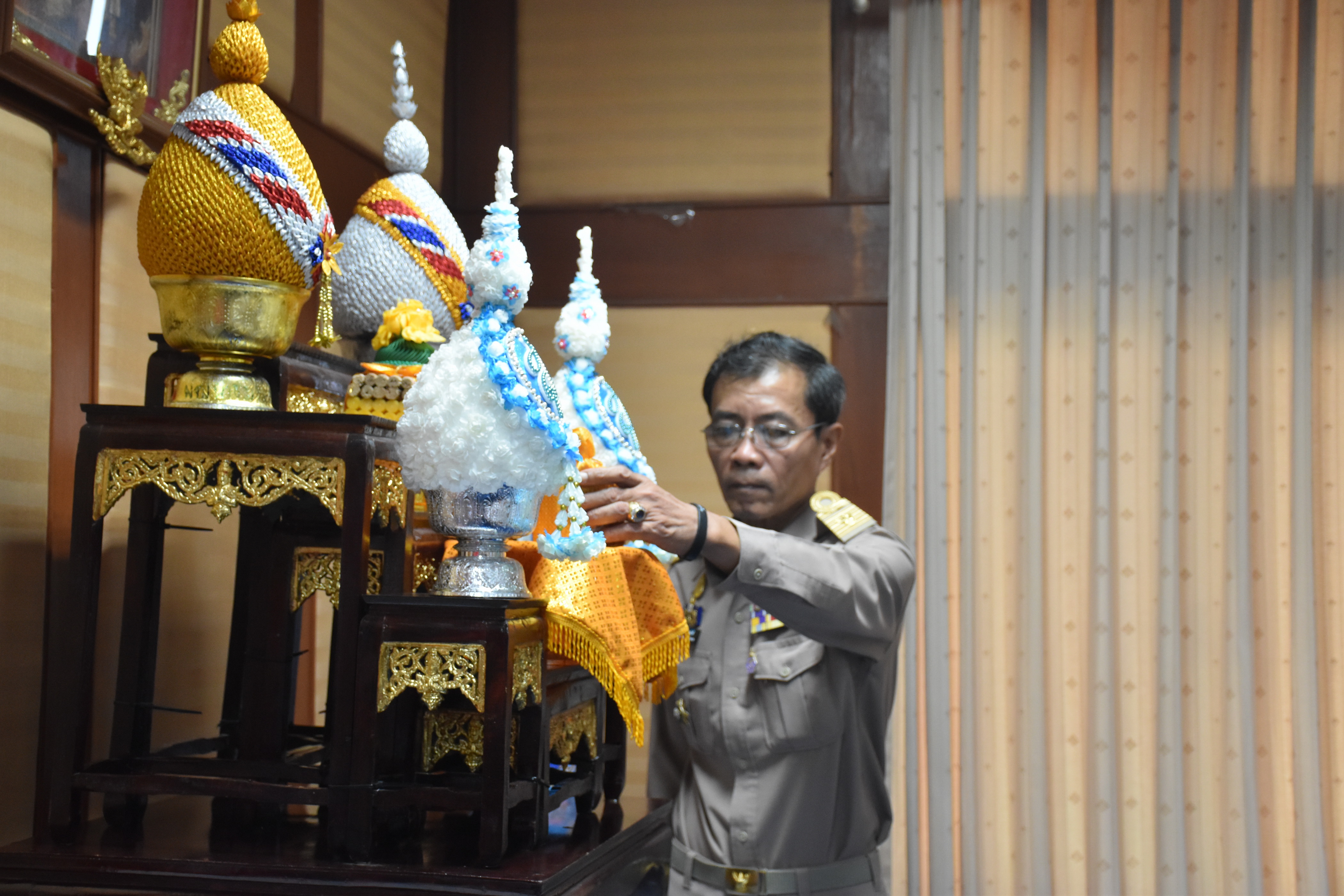 28 กันยายน 2560  นายเสน่ห์ นนทะโชติ ผู้ว่าราชการจังหวัดมหาสารคาม เป็นประธานการประชุมคณะกรมการจังหวัดมหาสารคาม หัวหน้าส่วนราชการ นายอำเภอ ประจำเดือนกันยายน