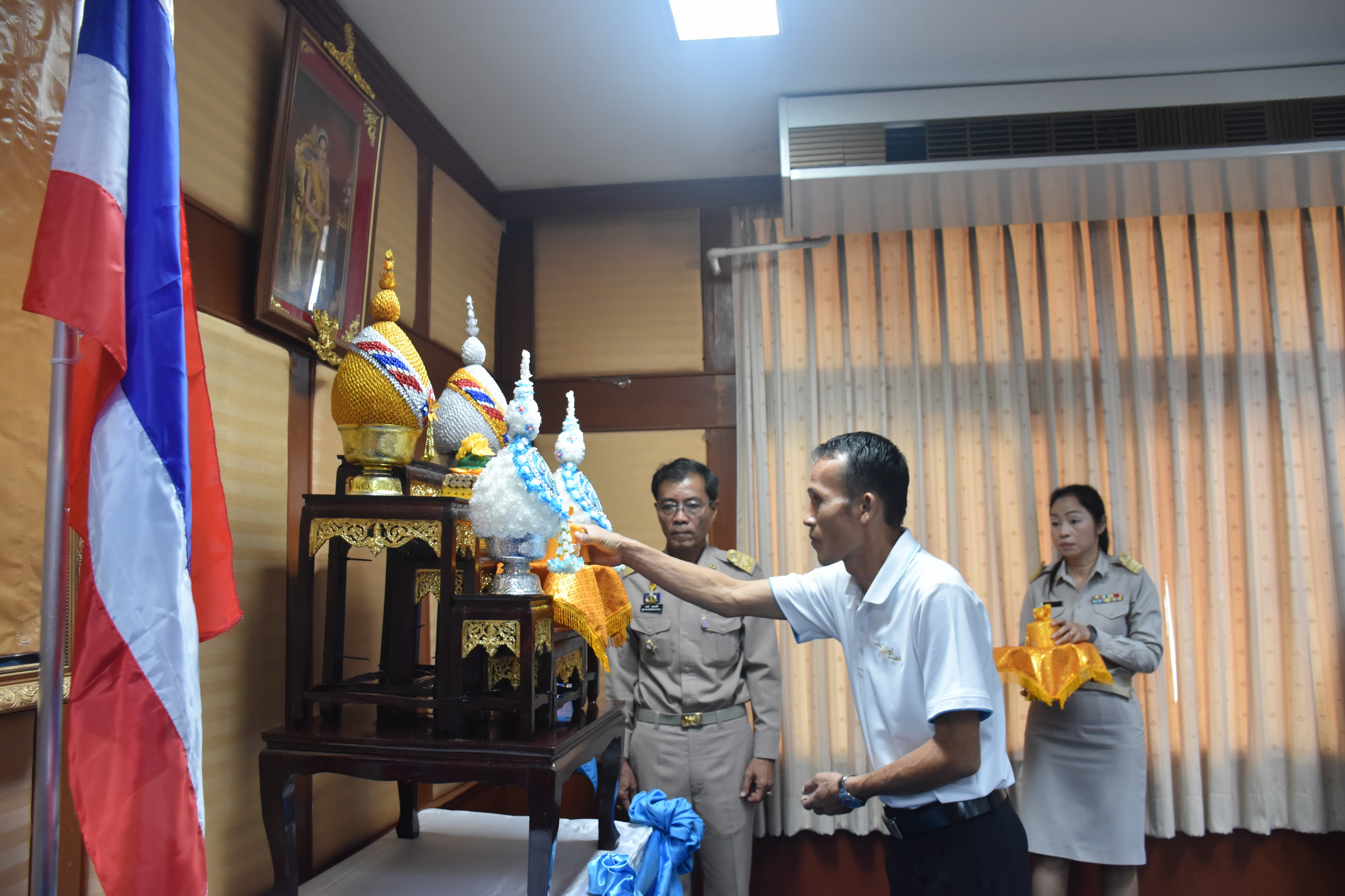 28 กันยายน 2560  นายเสน่ห์ นนทะโชติ ผู้ว่าราชการจังหวัดมหาสารคาม เป็นประธานการประชุมคณะกรมการจังหวัดมหาสารคาม หัวหน้าส่วนราชการ นายอำเภอ ประจำเดือนกันยายน