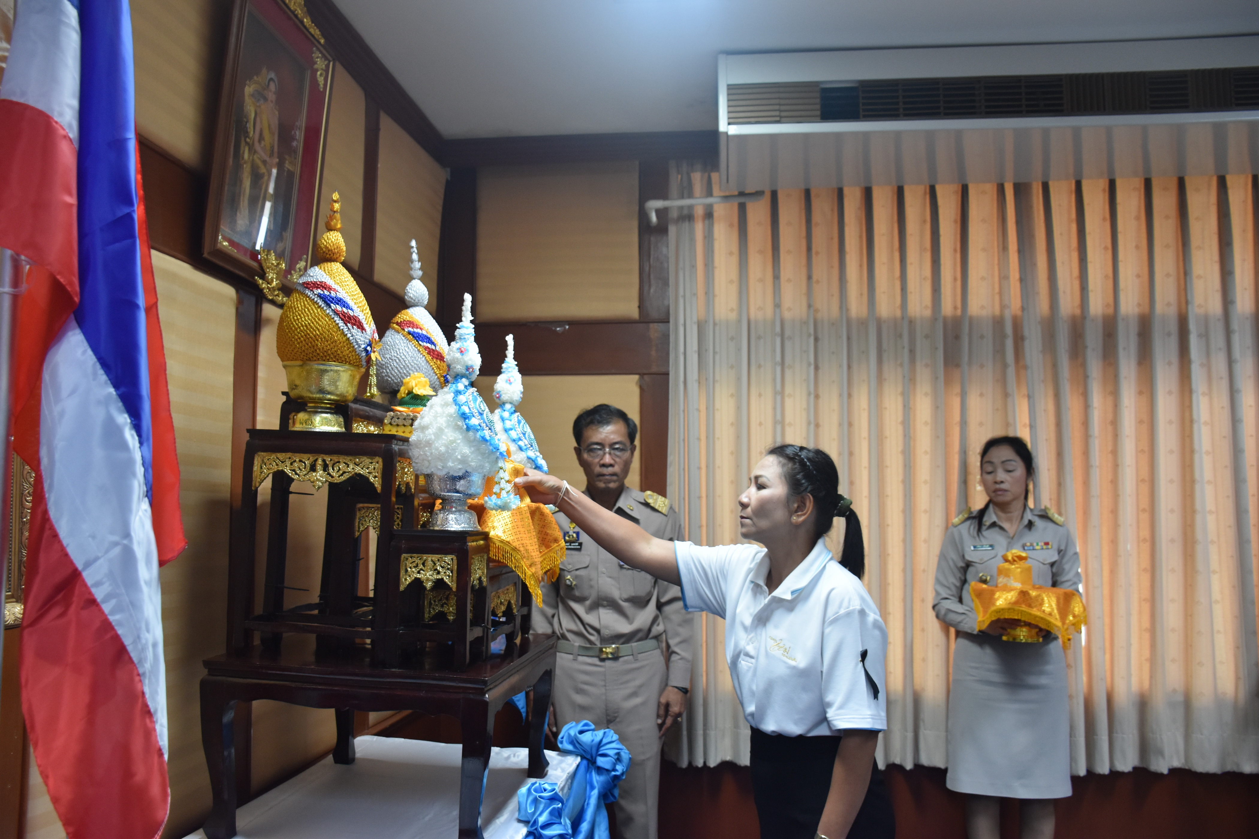 28 กันยายน 2560  นายเสน่ห์ นนทะโชติ ผู้ว่าราชการจังหวัดมหาสารคาม เป็นประธานการประชุมคณะกรมการจังหวัดมหาสารคาม หัวหน้าส่วนราชการ นายอำเภอ ประจำเดือนกันยายน