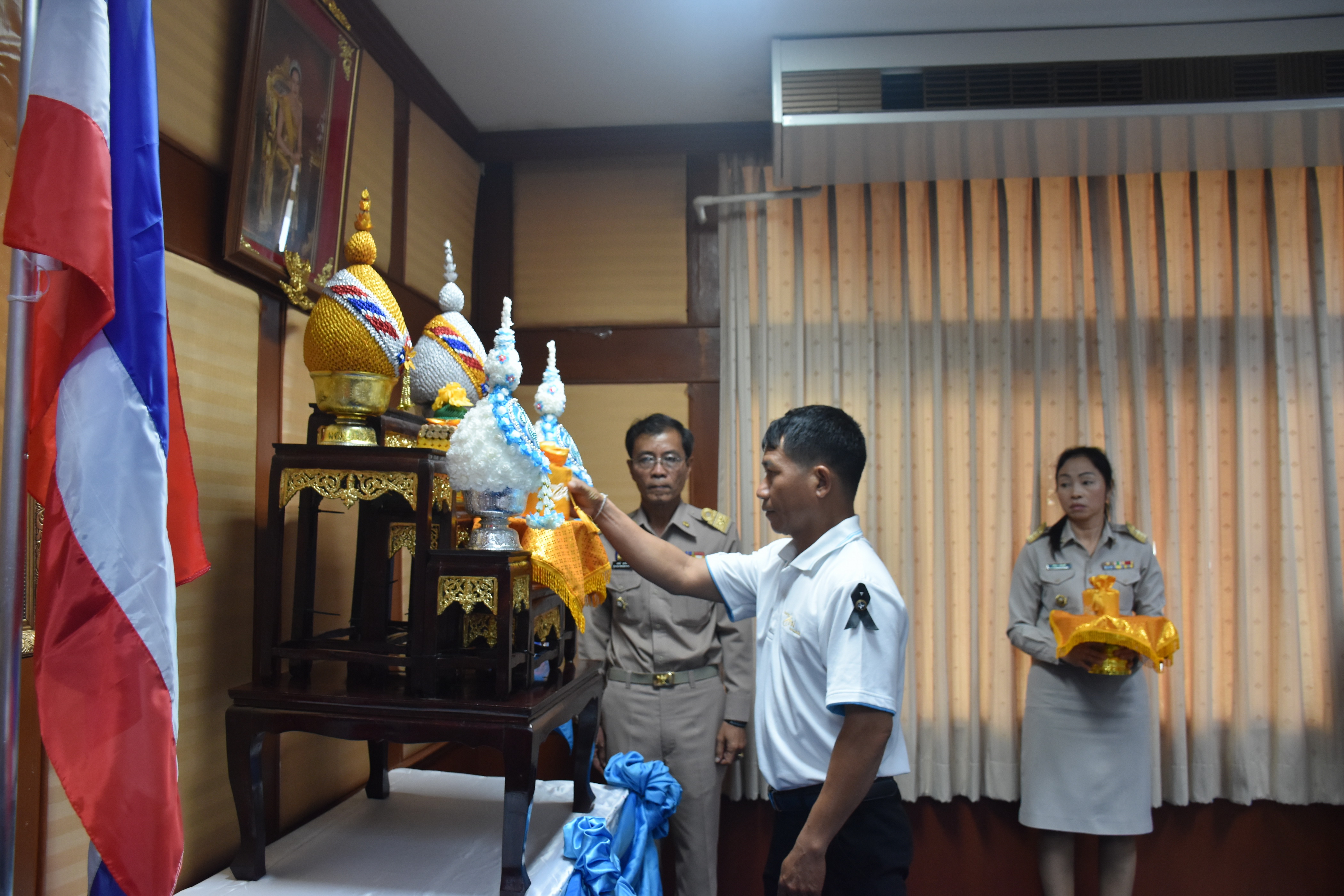 28 กันยายน 2560  นายเสน่ห์ นนทะโชติ ผู้ว่าราชการจังหวัดมหาสารคาม เป็นประธานการประชุมคณะกรมการจังหวัดมหาสารคาม หัวหน้าส่วนราชการ นายอำเภอ ประจำเดือนกันยายน